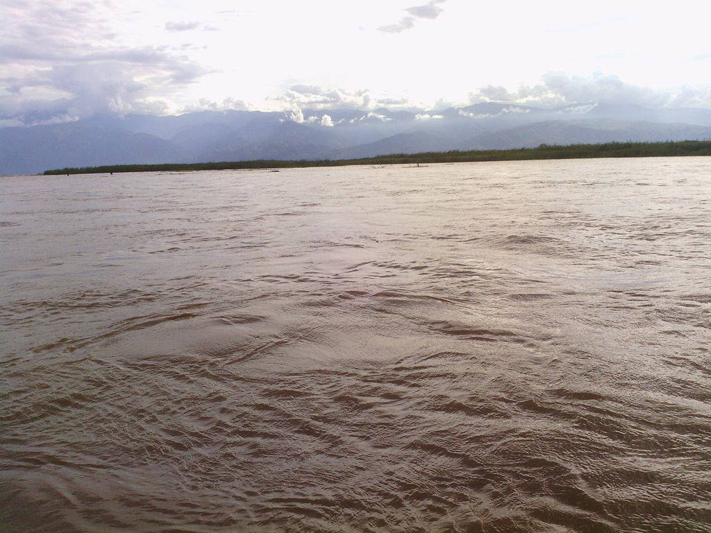Burundi, muddy river, overcast sky, SD Desktop Wallpaper