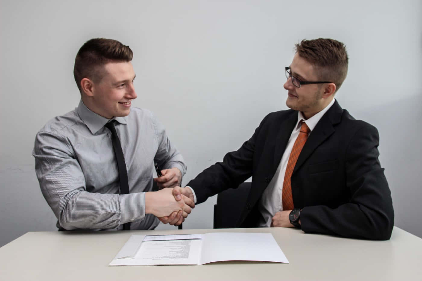 businessmen, suits, signed contract, HD Desktop Wallpaper