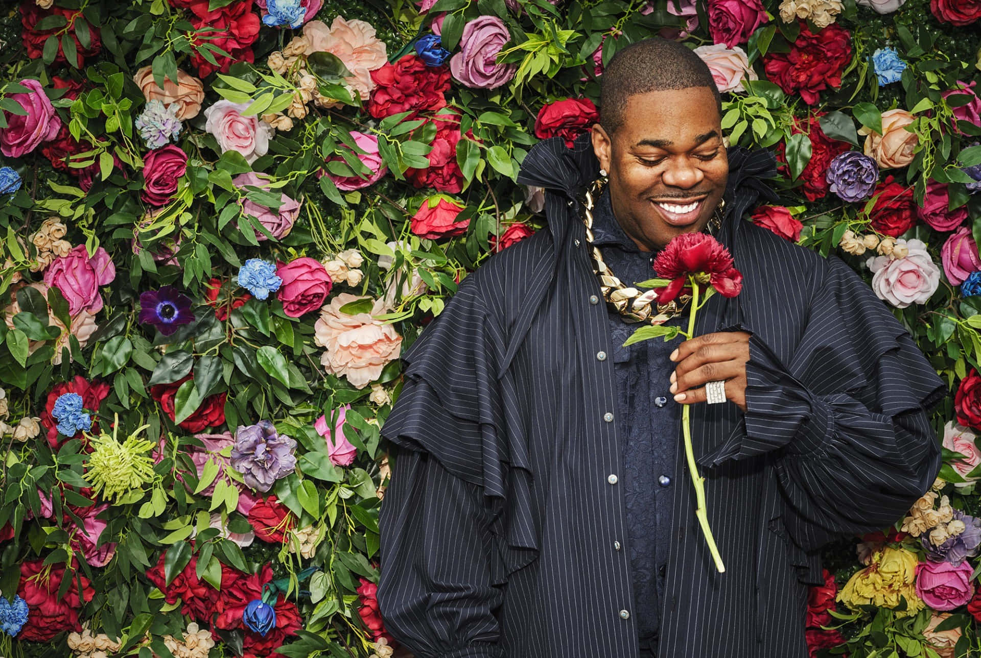 Busta Rhymes, dark pinstripe jacket, single red rose, Full HD Desktop Wallpaper