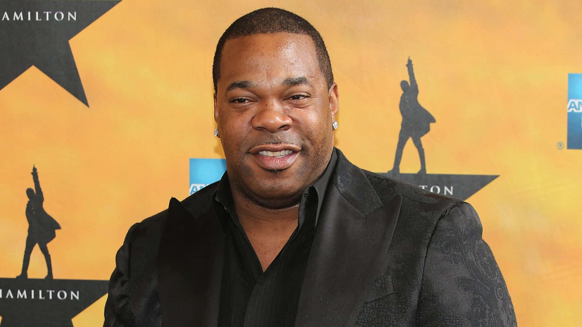 Busta Rhymes, black suit, golden Hamilton event backdrop, Full HD Desktop Wallpaper