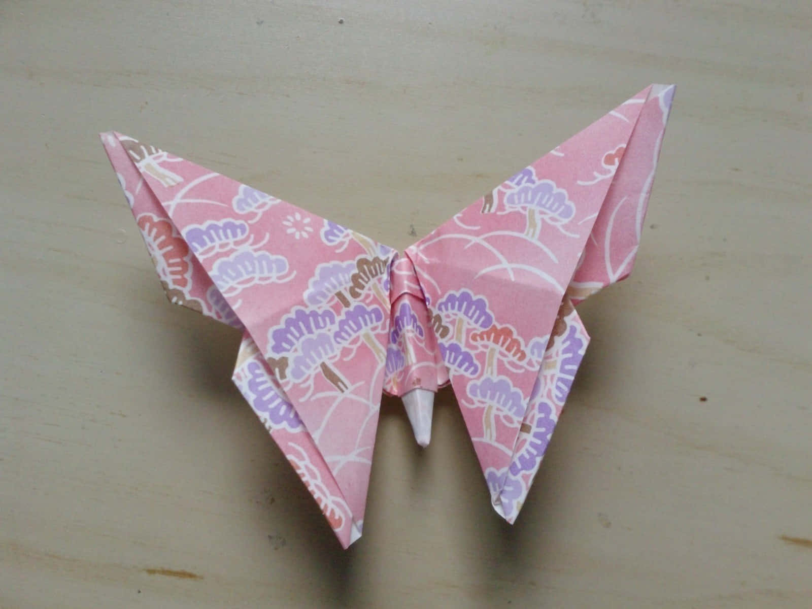 butterfly origami, pink origami butterfly, purple tree patterns, HD Desktop Wallpaper
