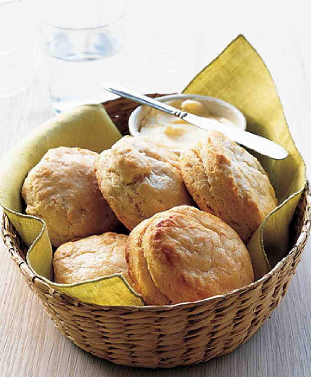buttermilk, golden biscuits, woven basket, SD Phone Wallpaper