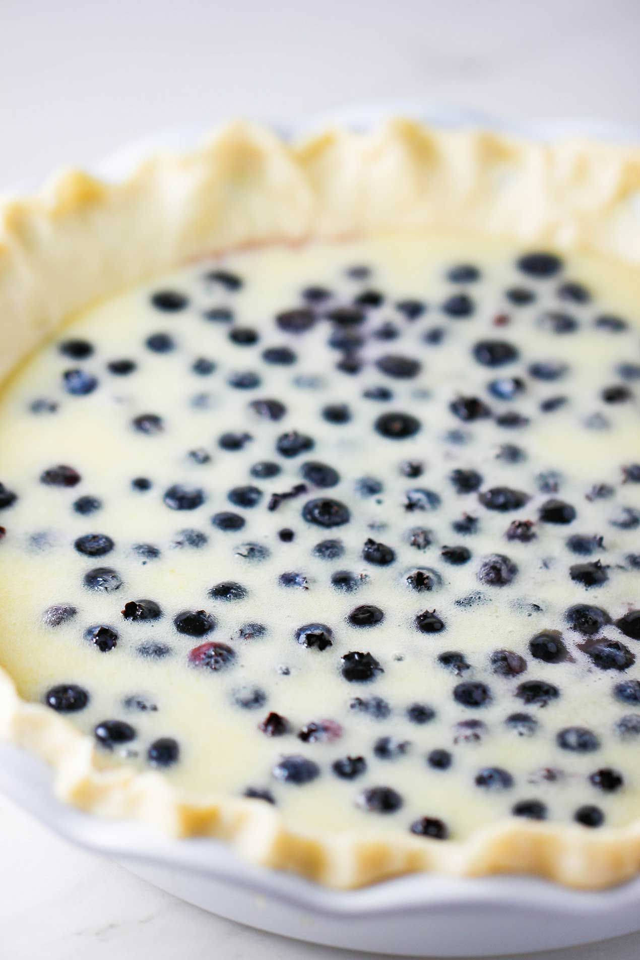 blueberry buttermilk pie, creamy custard filling, golden fluted crust, HD Phone Wallpaper