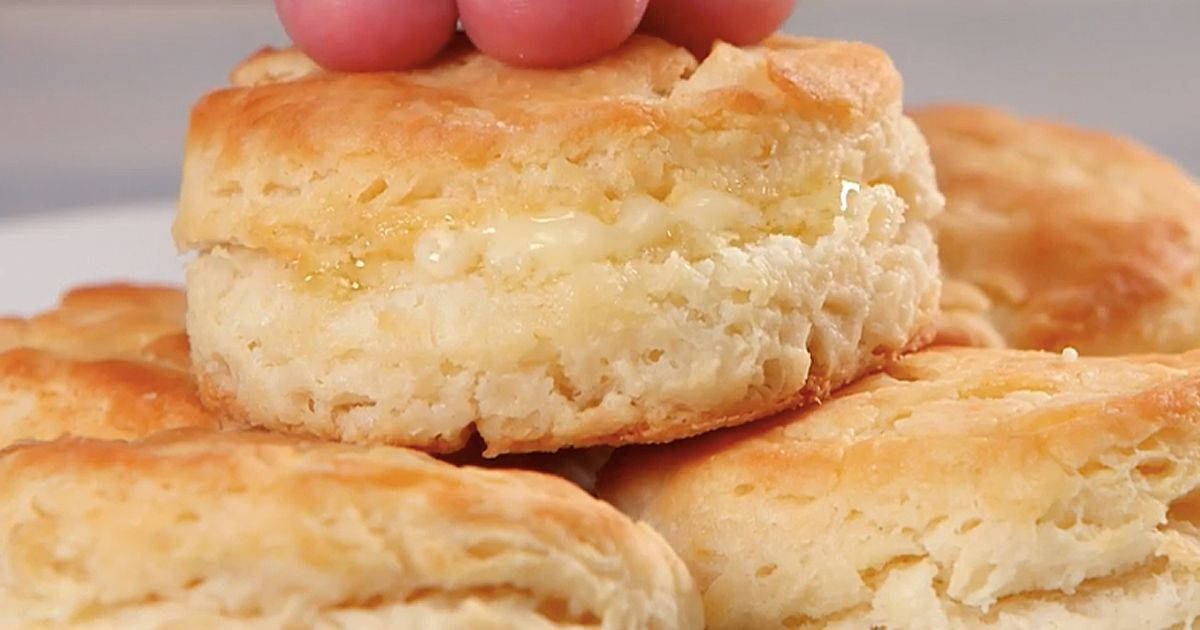 buttermilk cookie, golden-brown biscuits, melted butter, SD Desktop Wallpaper