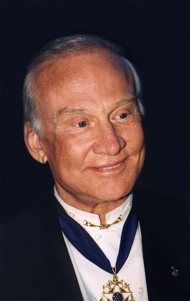 Buzz Aldrin, gray hair, formal black suit, SD Phone Wallpaper