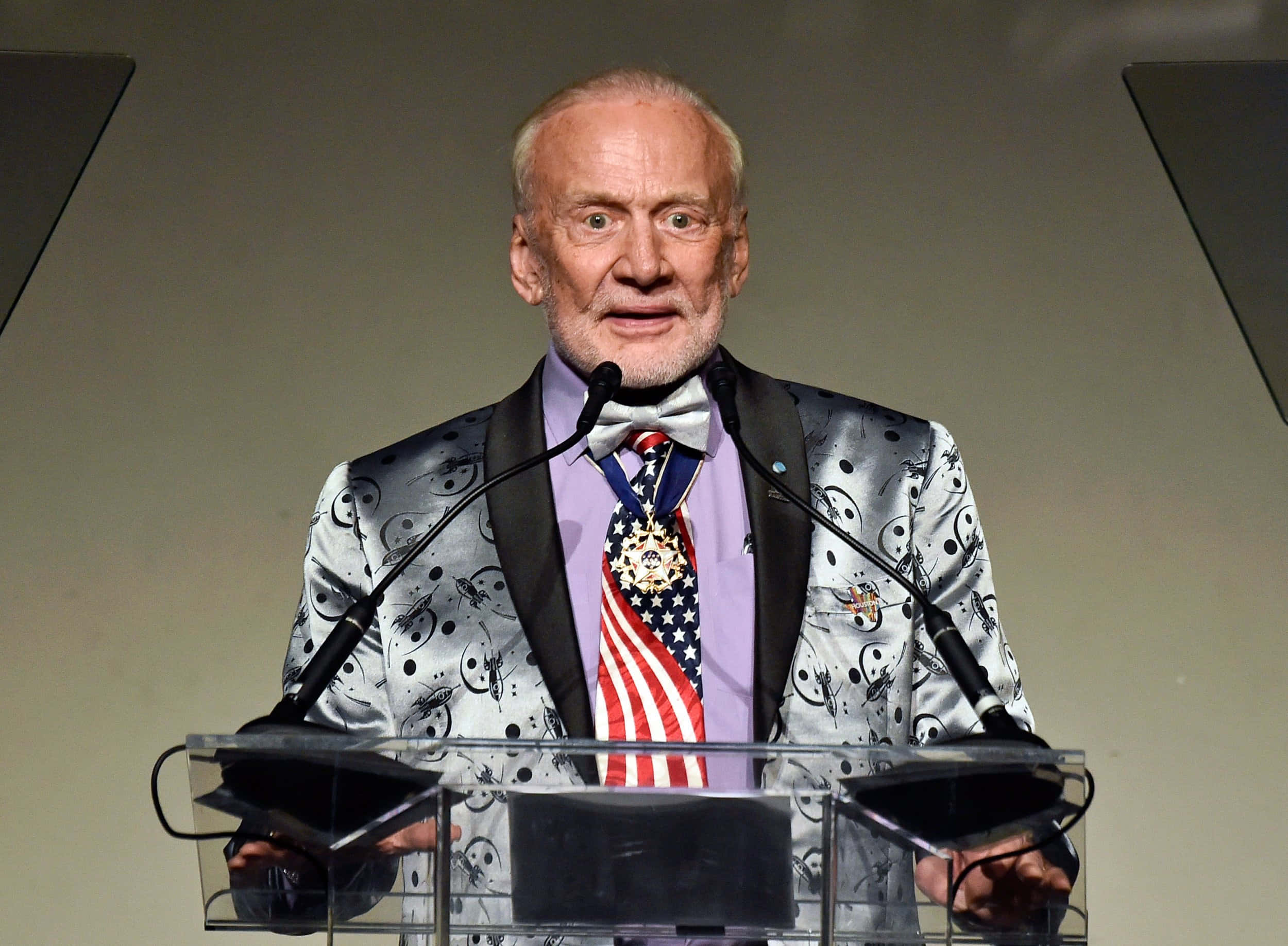 Buzz Aldrin, lunar surface, silver patterned suit, Full HD Desktop Wallpaper