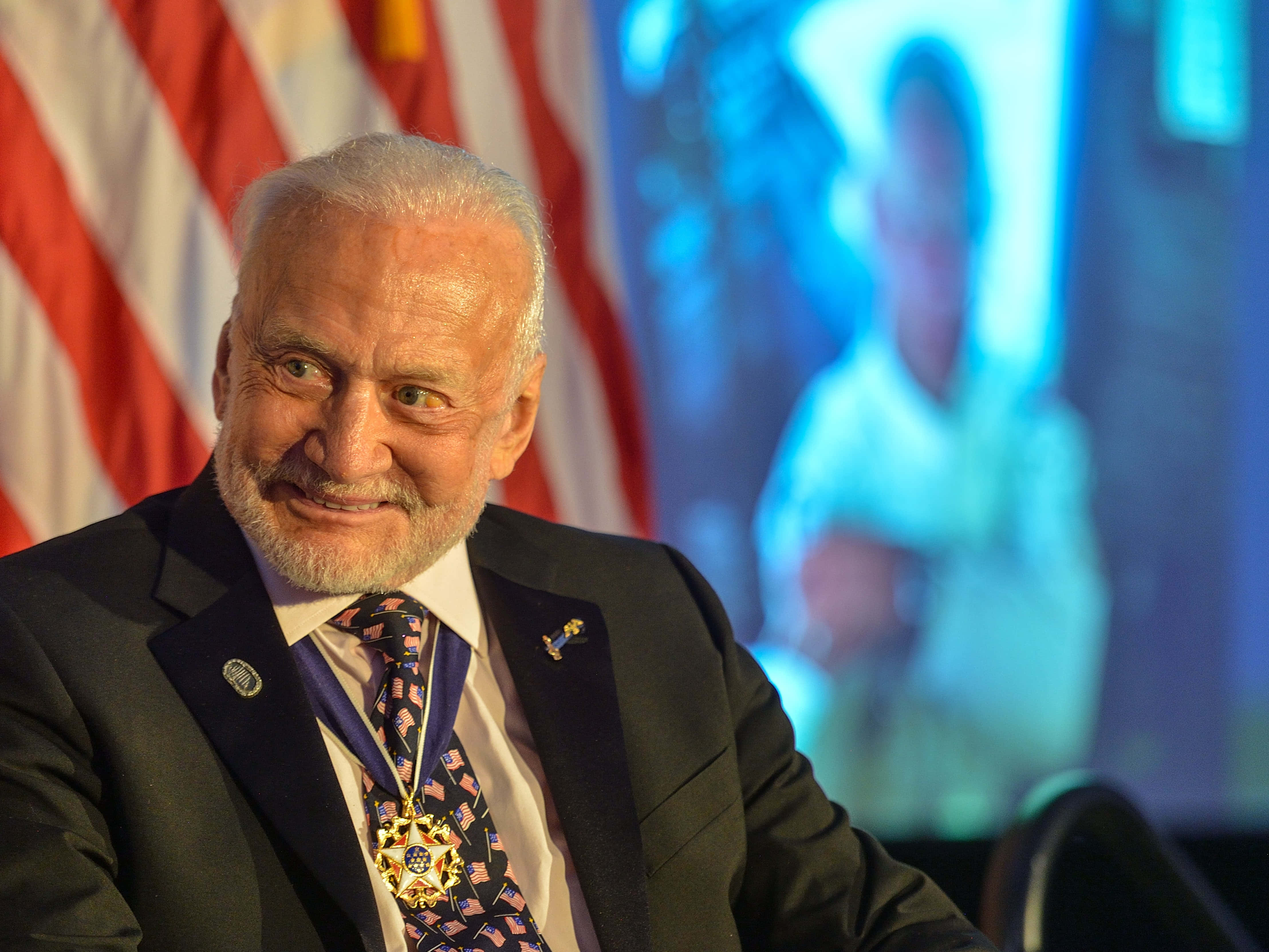 Buzz Aldrin, white hair, beard, 4K Desktop Wallpaper