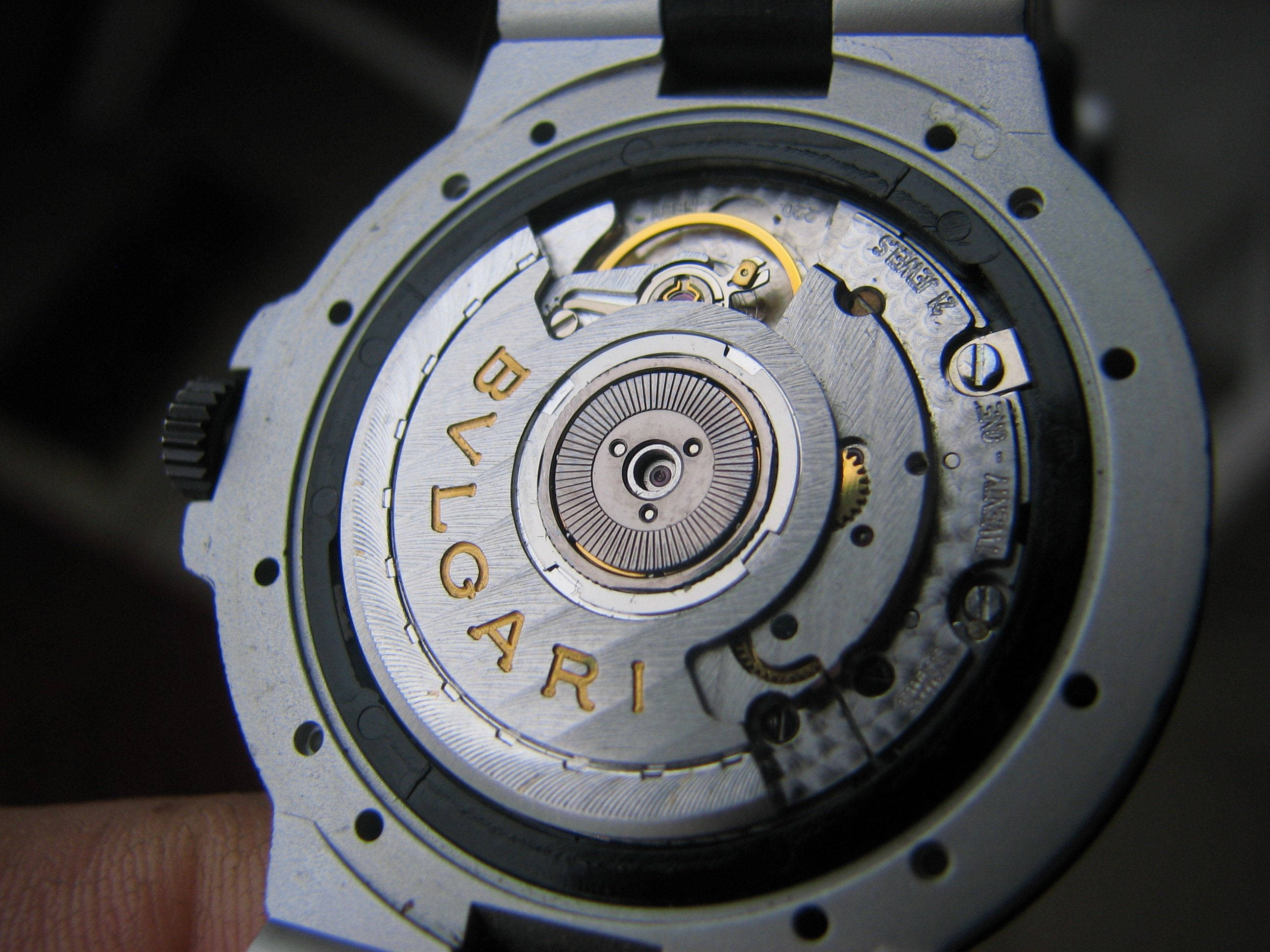 Bvlgari, silver, gold, 2K Desktop Wallpaper