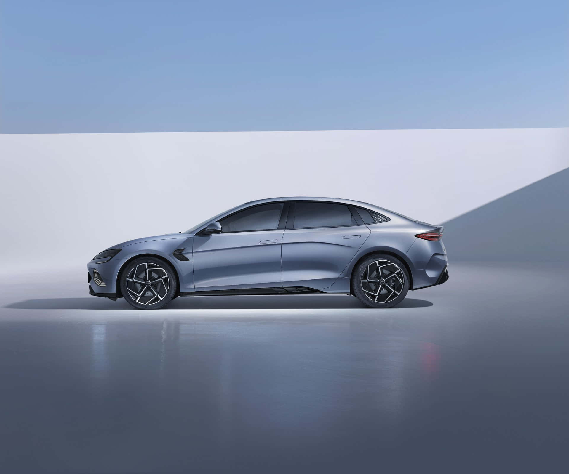 BYD, silver sedan, aerodynamic curves, Full HD Desktop Wallpaper