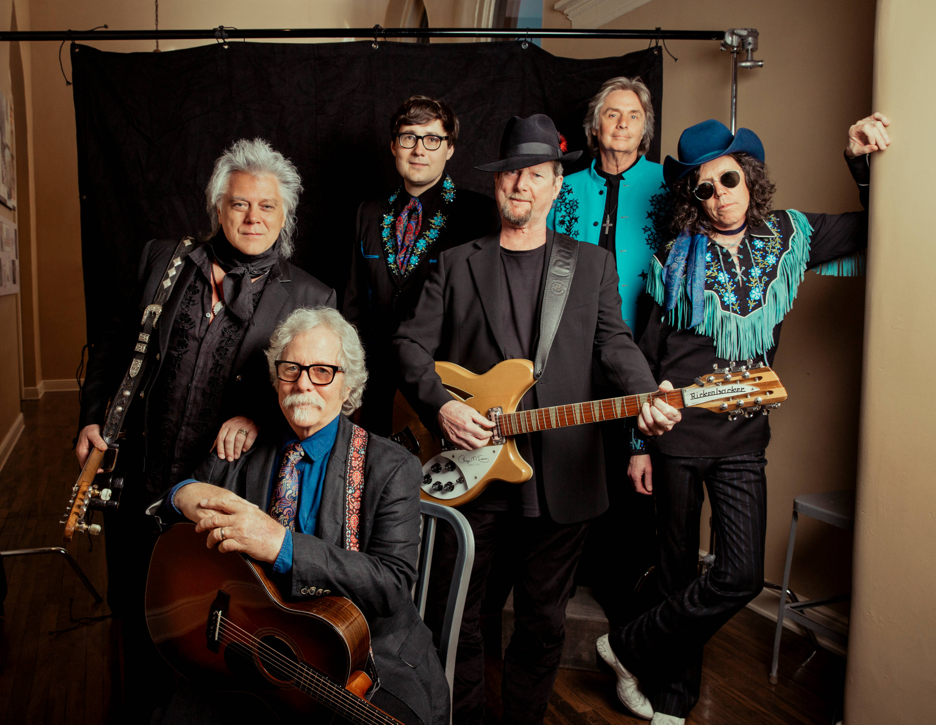 The Byrds, western-inspired outfits, guitars, 2K Desktop Wallpaper