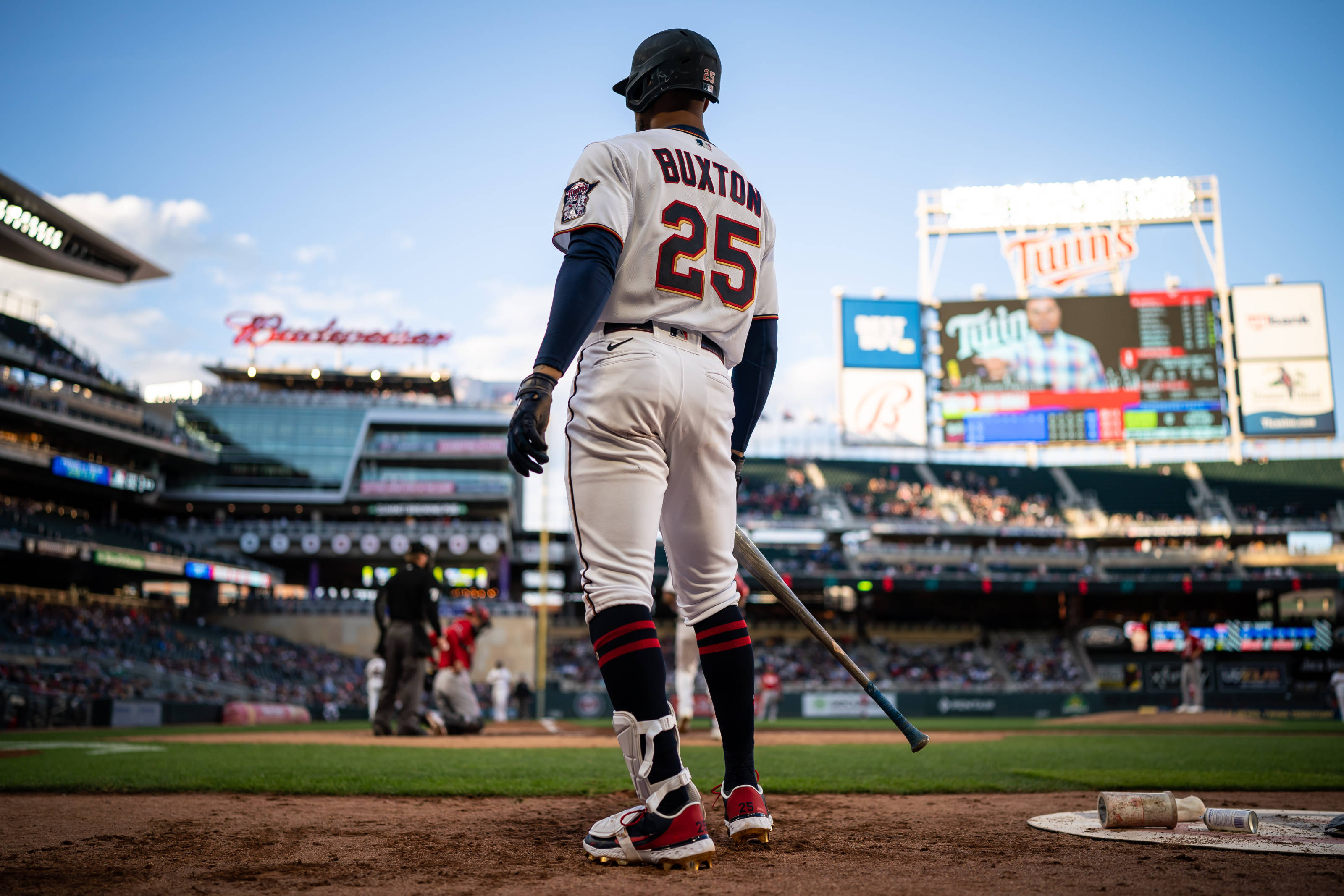 Byron Buxton, number 25, home plate, 2K Desktop Wallpaper