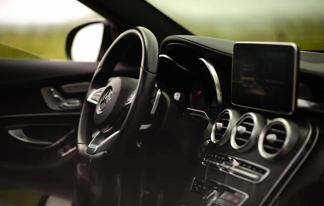C300