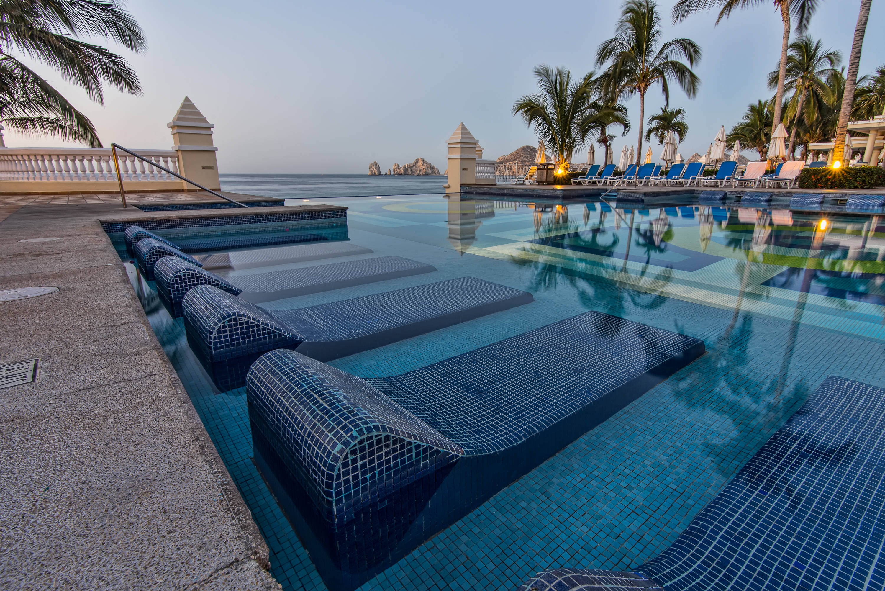 Cabo Verde, infinity pool, blue mosaic tiles, 2K Desktop Wallpaper