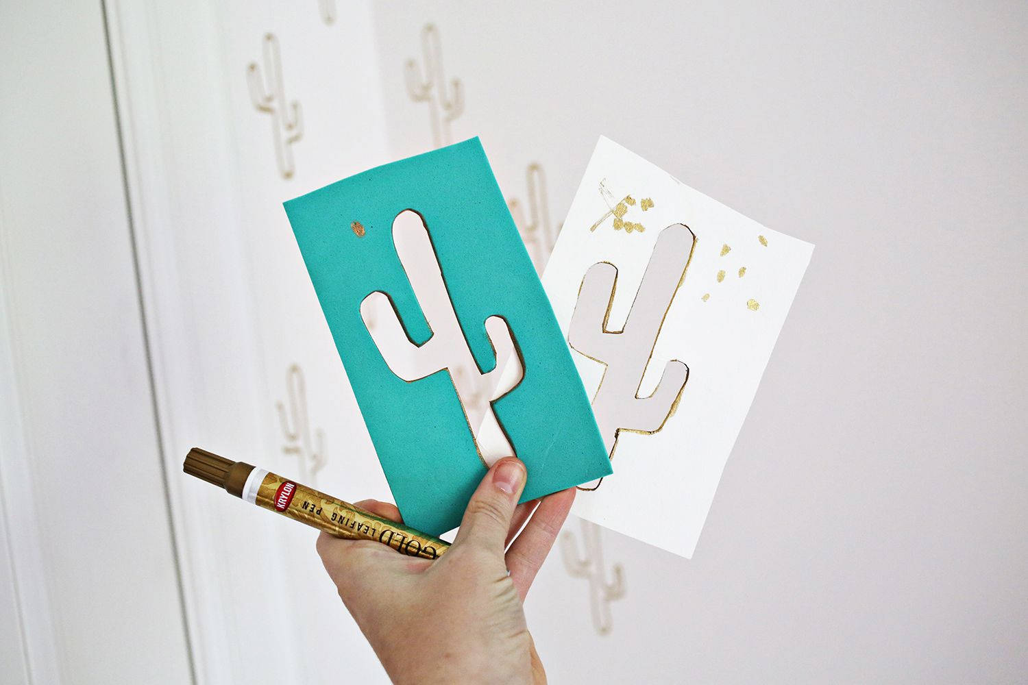 gold pen, cactus stencils, teal, HD Desktop Wallpaper