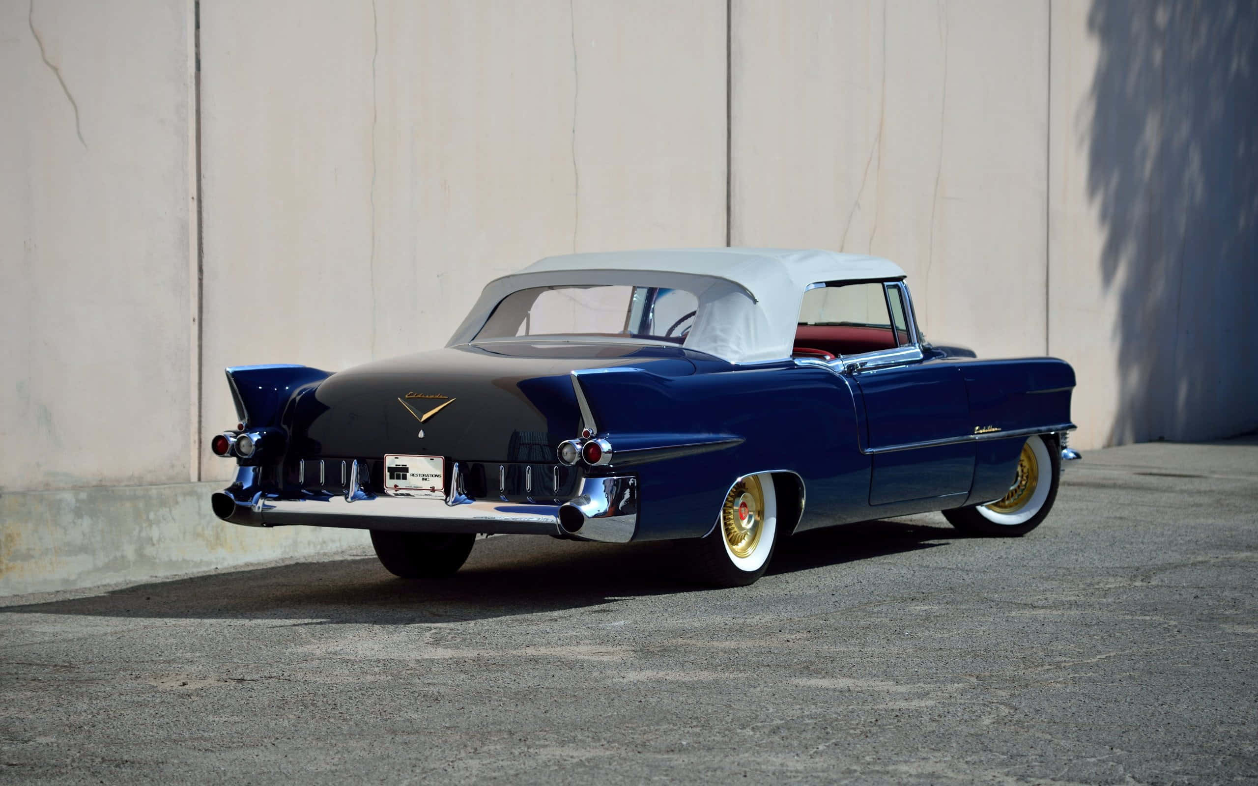Cadillac Eldorado, glossy blue, white soft top, 2K Desktop Wallpaper