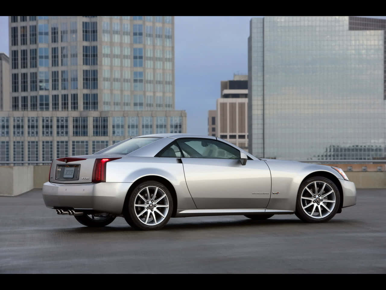 Cadillac XLR, silver, rooftop, HD Desktop Wallpaper