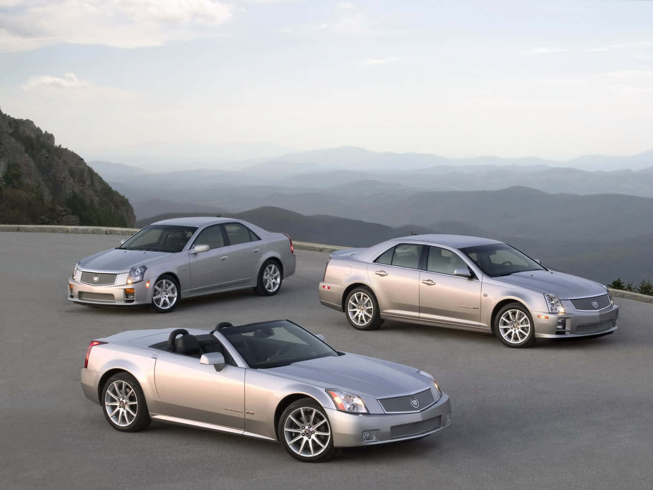 Cadillac XLR, sleek, vibrant sunset, HD Desktop Wallpaper