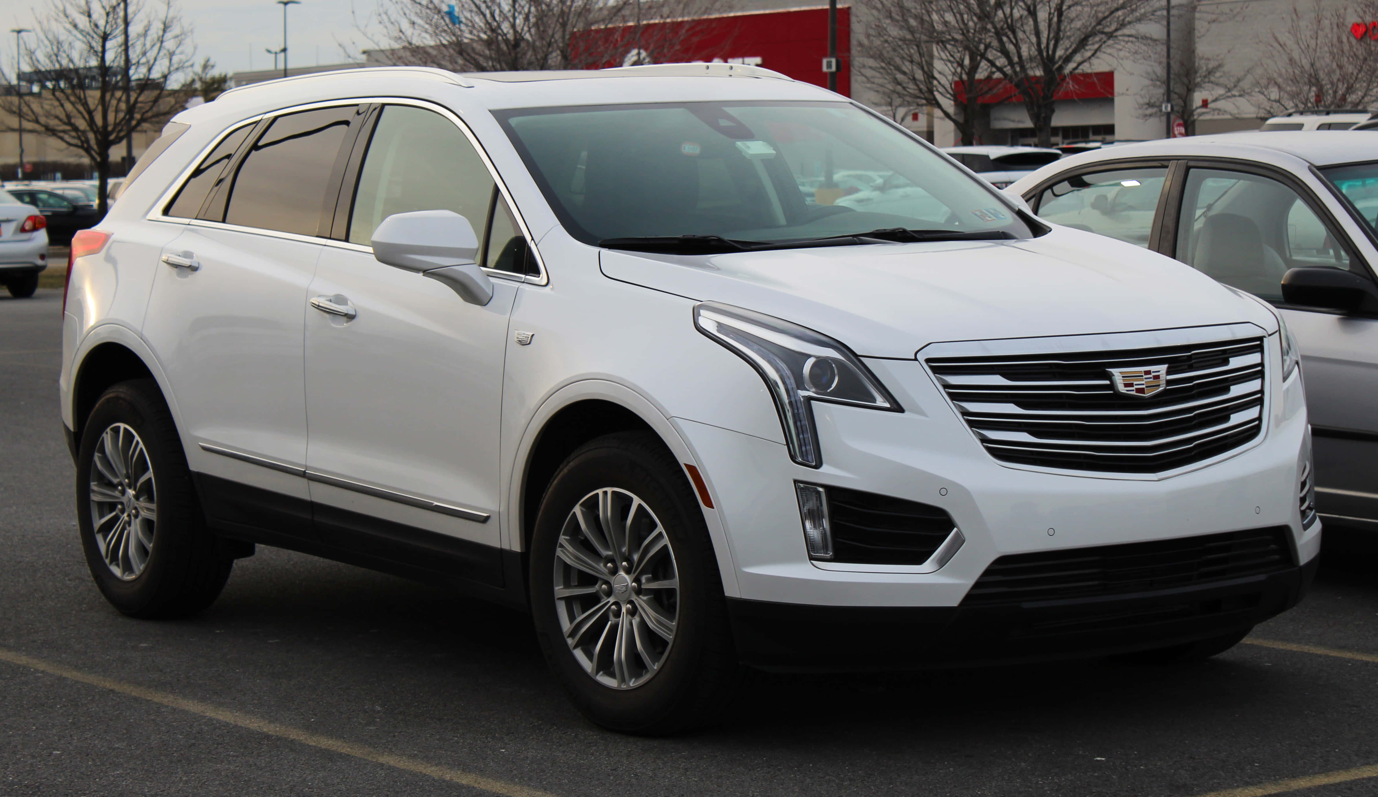 Cadillac XT5, white, SUV, 4K Desktop Wallpaper