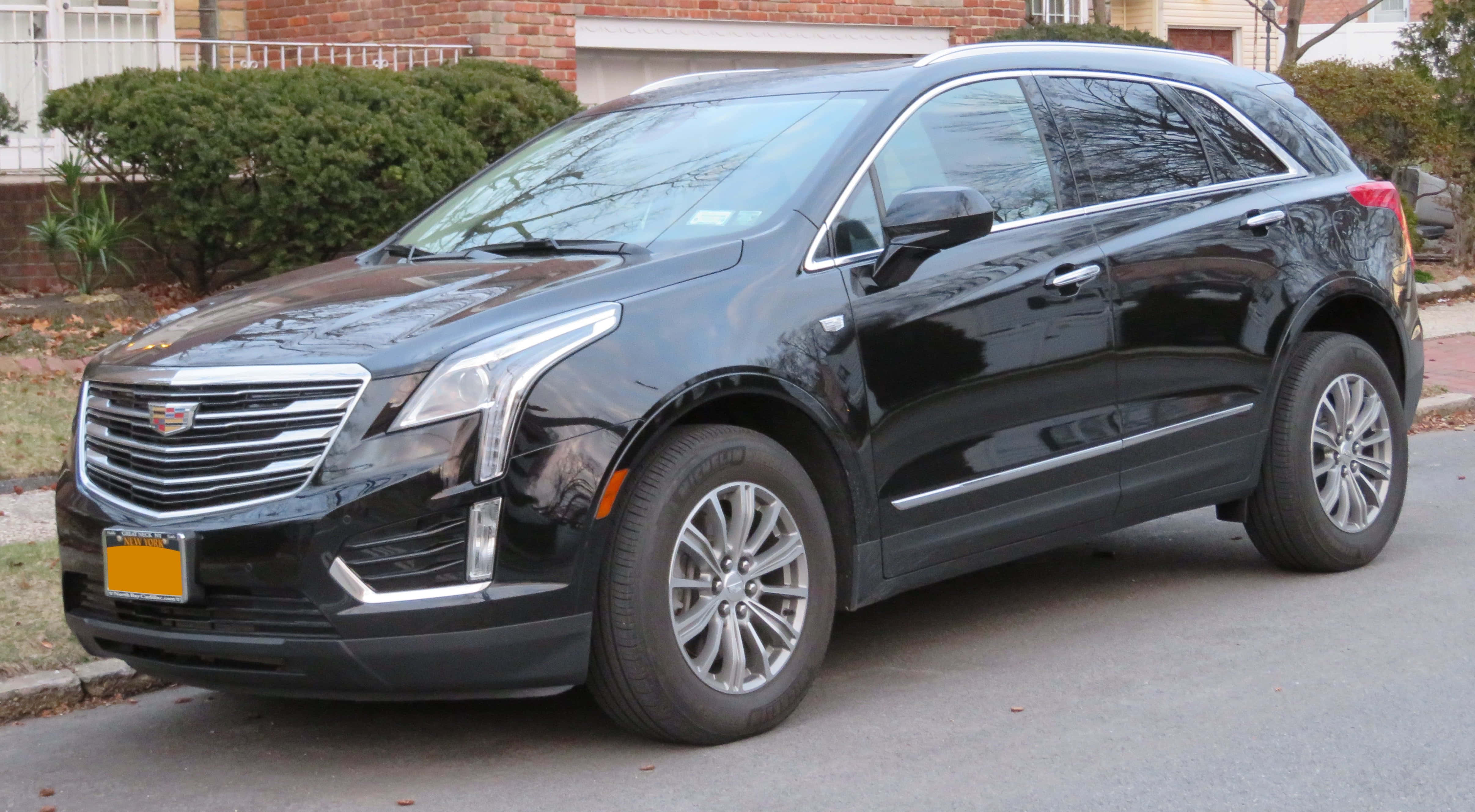Cadillac XT5, black, residential street, 4K Desktop Wallpaper