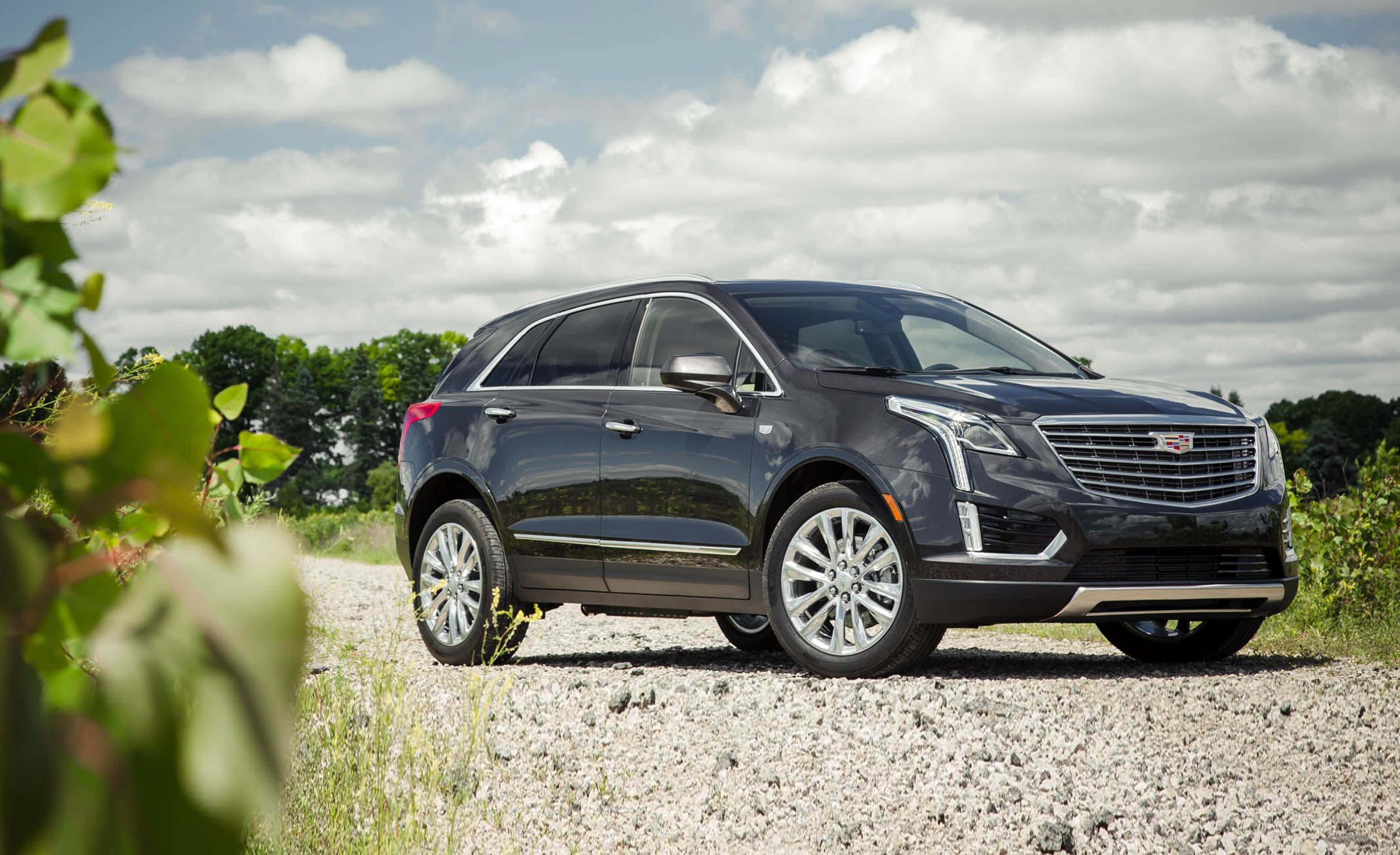Cadillac XT5, black, gravel path, 4K Desktop Wallpaper