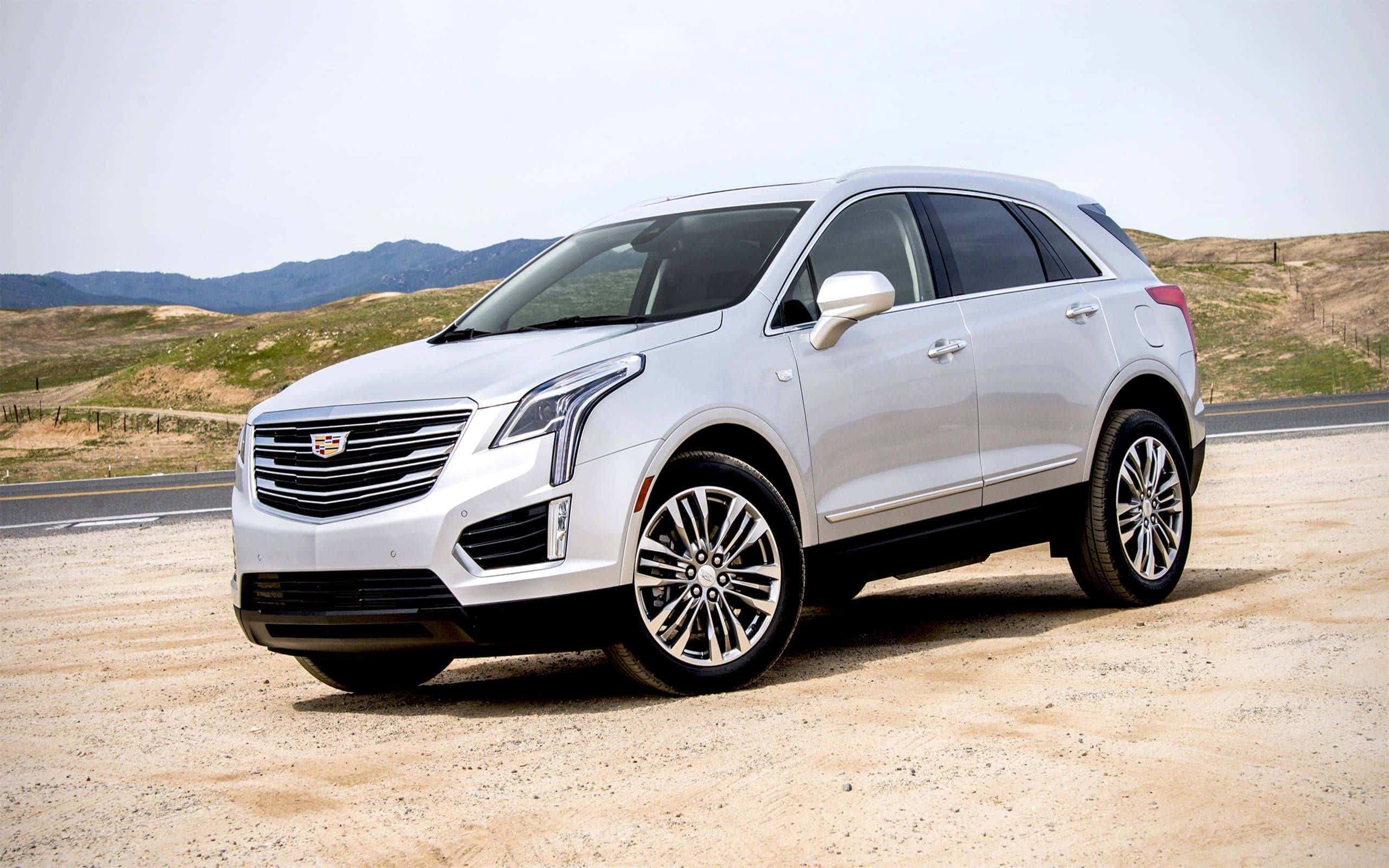 Cadillac XT5, white, dusty roadside, 2K Desktop Wallpaper
