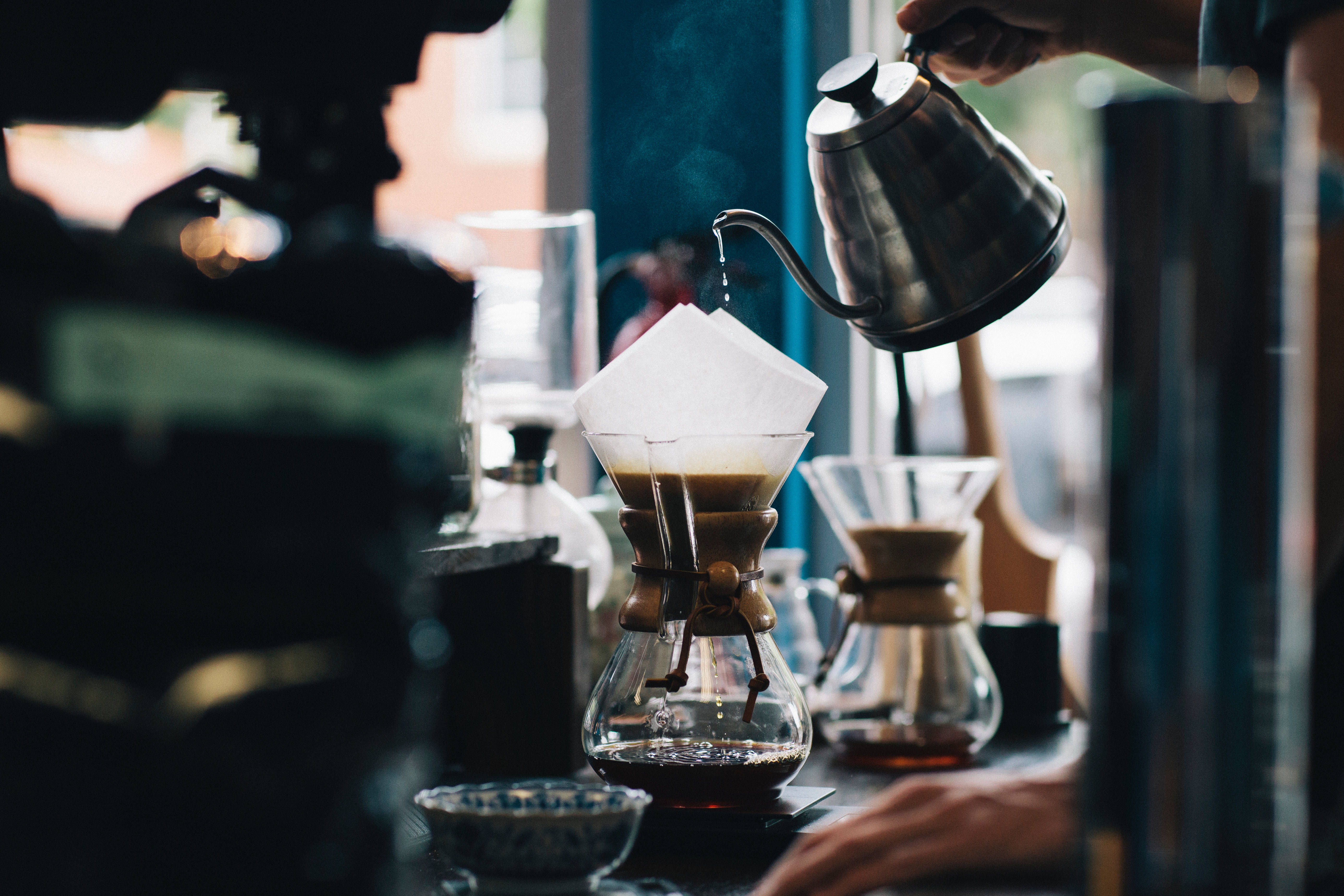 gooseneck kettle, glass Chemex brewer, coffee grounds, 5K Desktop Wallpaper