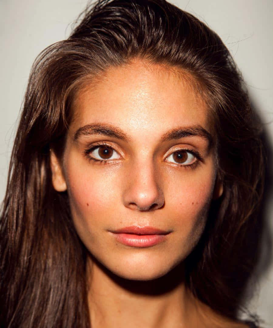 Caitlin Stasey, dark hair, warm brown eyes, SD Phone Wallpaper
