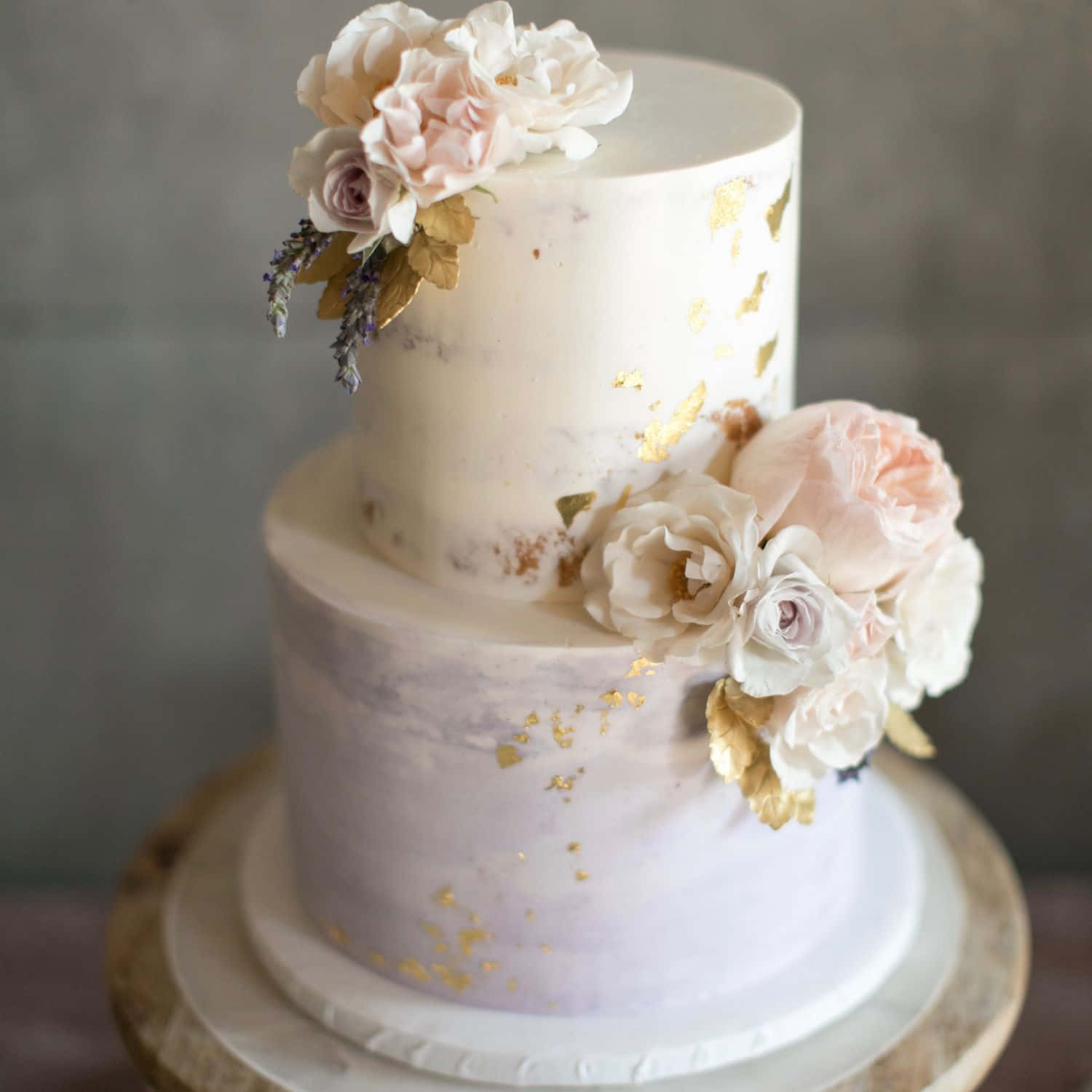 two-tiered wedding cake, soft lavender and cream marbled frosting, blush roses, HD Desktop Wallpaper