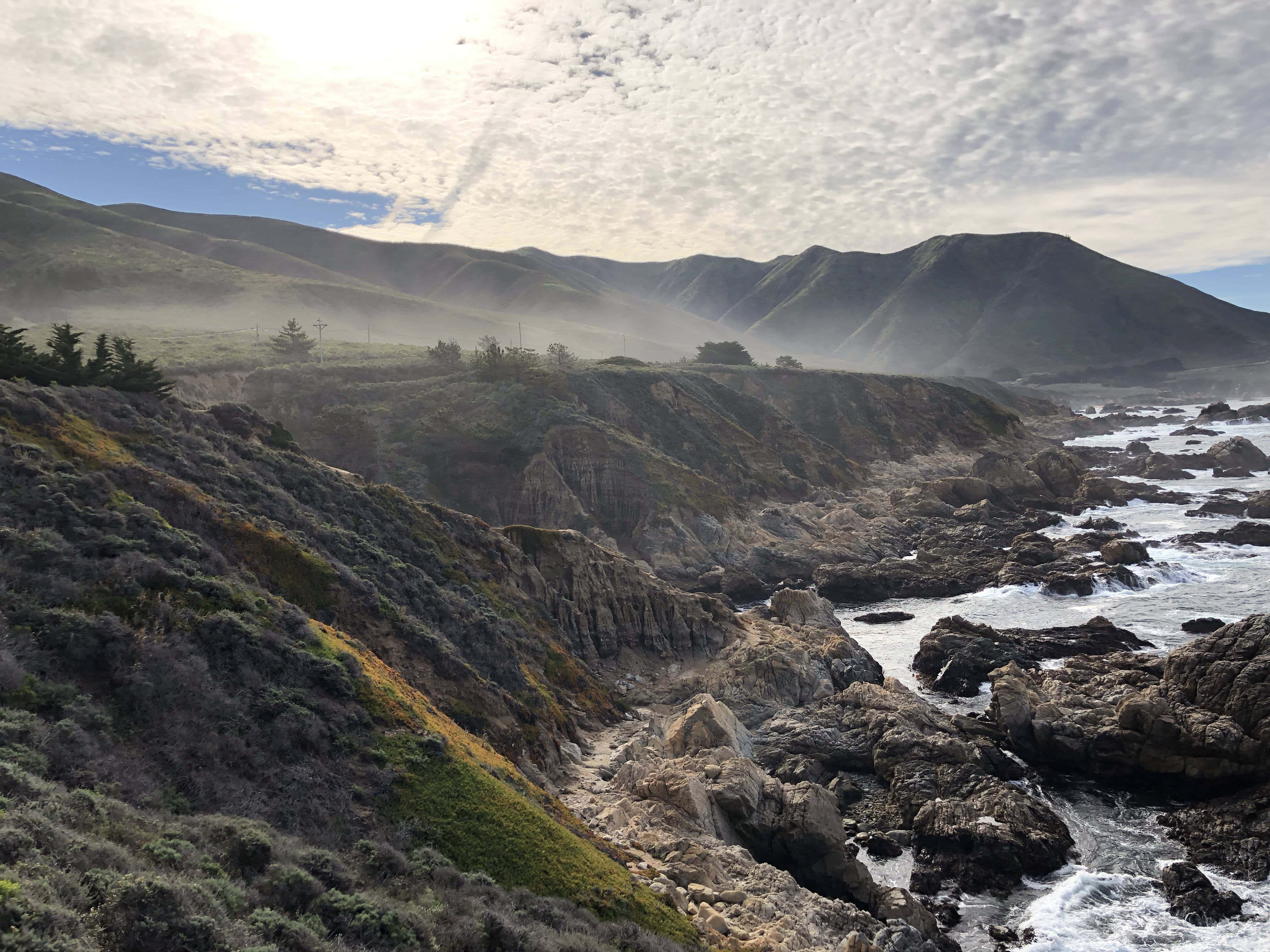 California Mountain, sunlight, clouds, 4K Desktop Wallpaper
