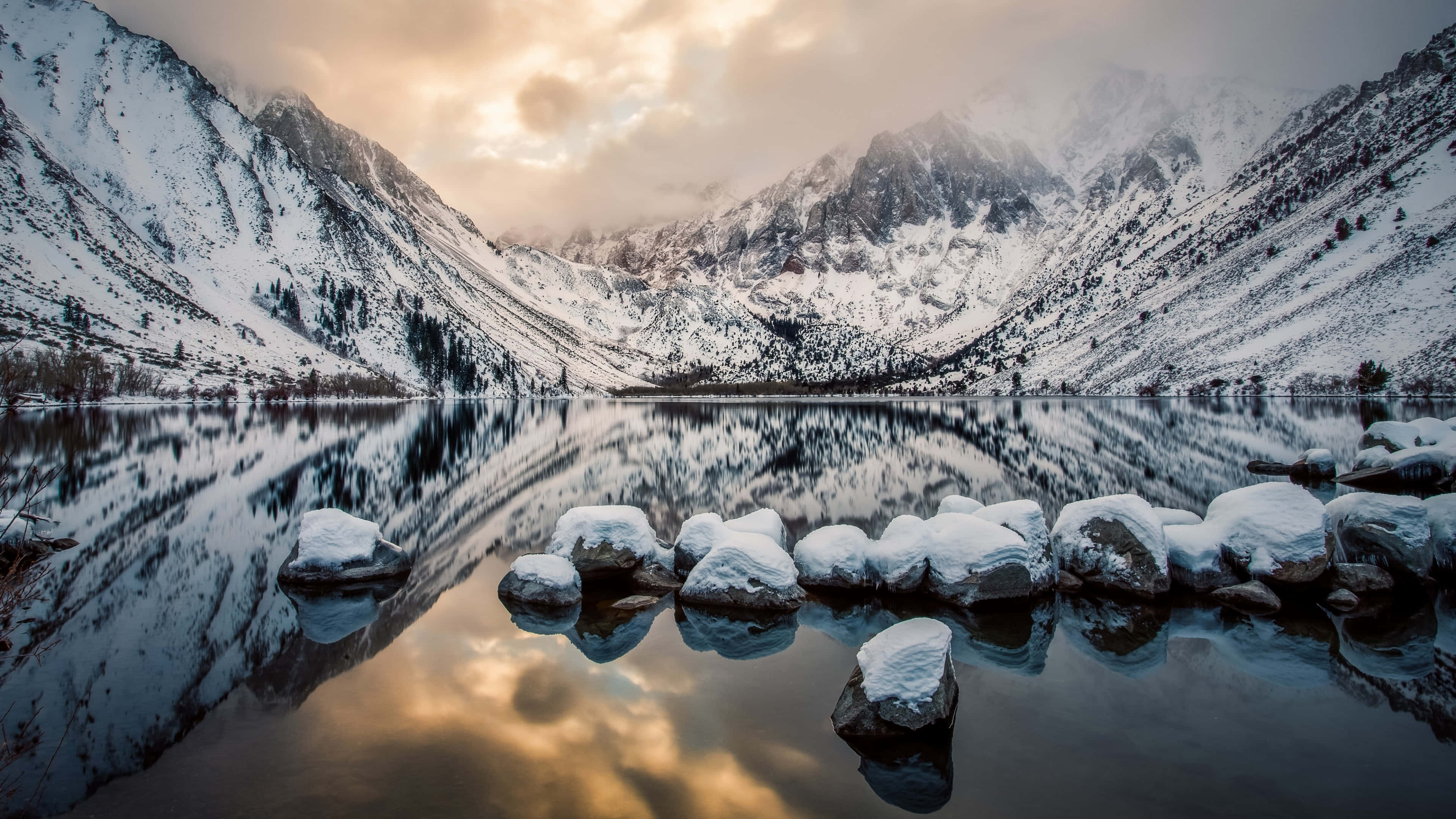 California Mountain, glassy lake, snowcapped mountains, 4K Desktop Wallpaper