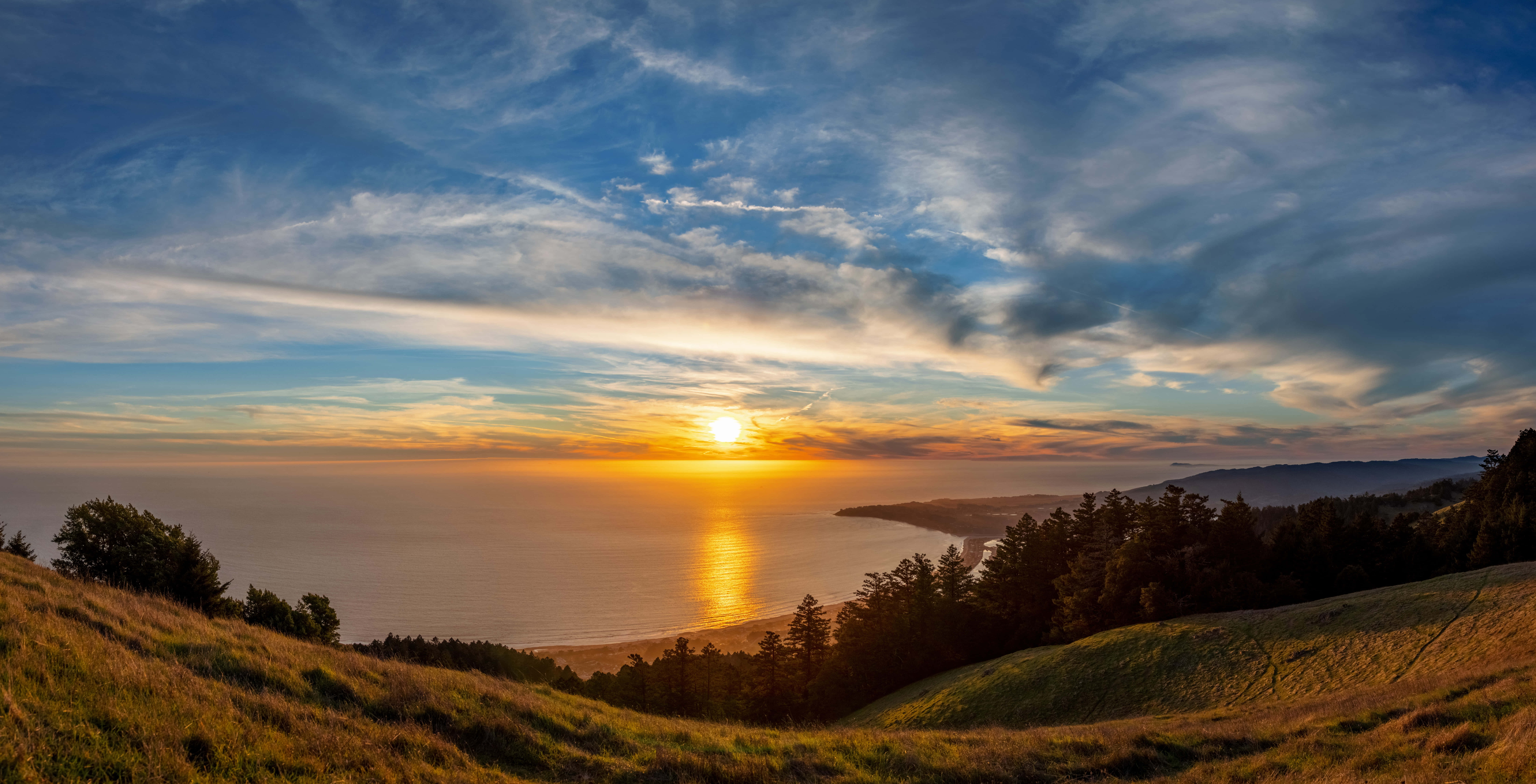 California Mountain, sunset, ocean, 8K Desktop Wallpaper