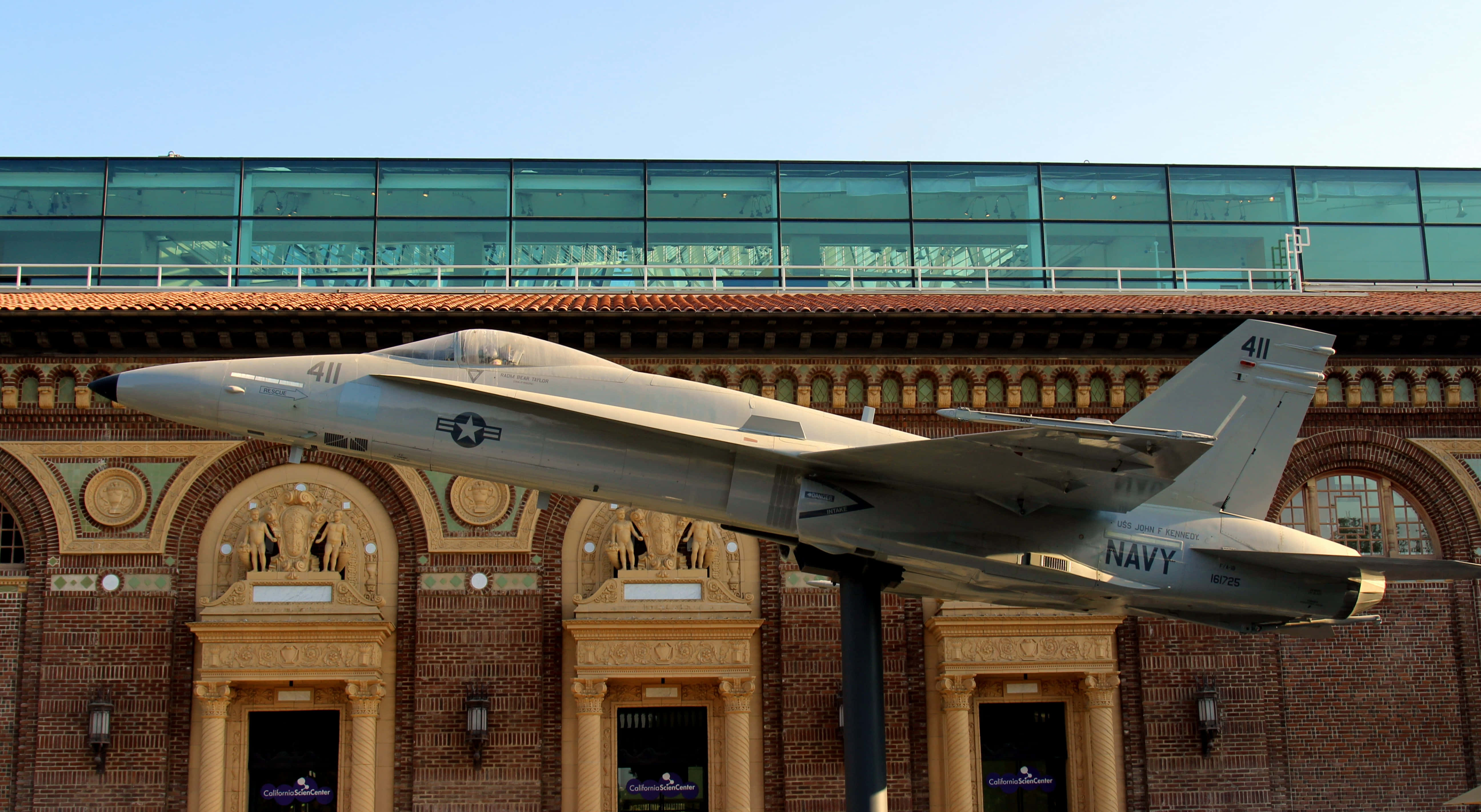 California Science Center, fighter jet, gray, 5K Desktop Wallpaper