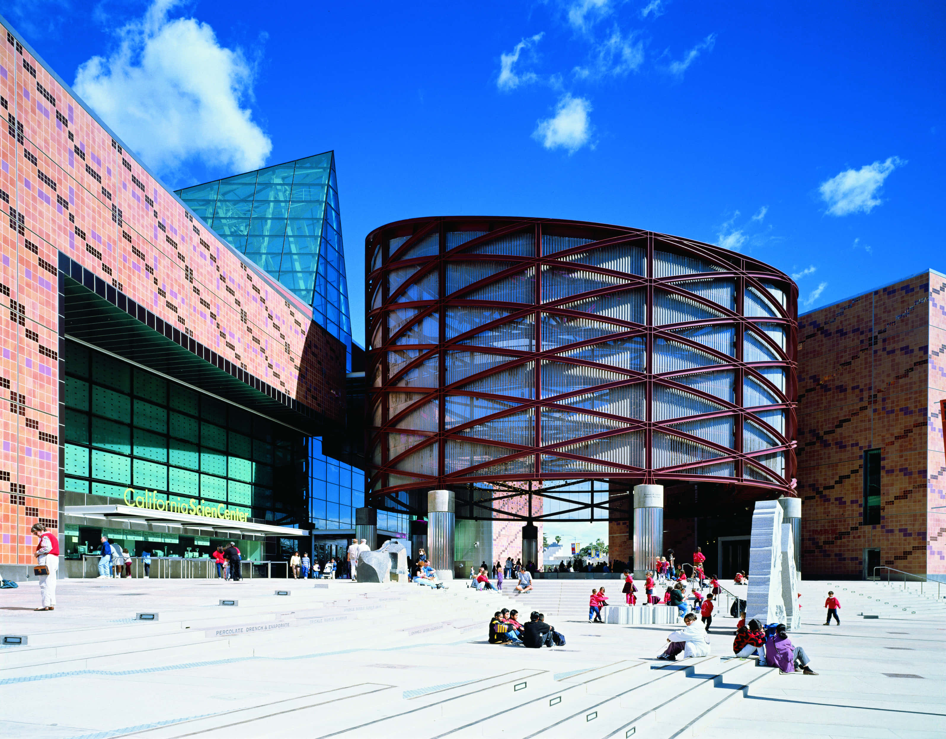 California Science Center, pink glass, geometric shapes, 2K Desktop Wallpaper