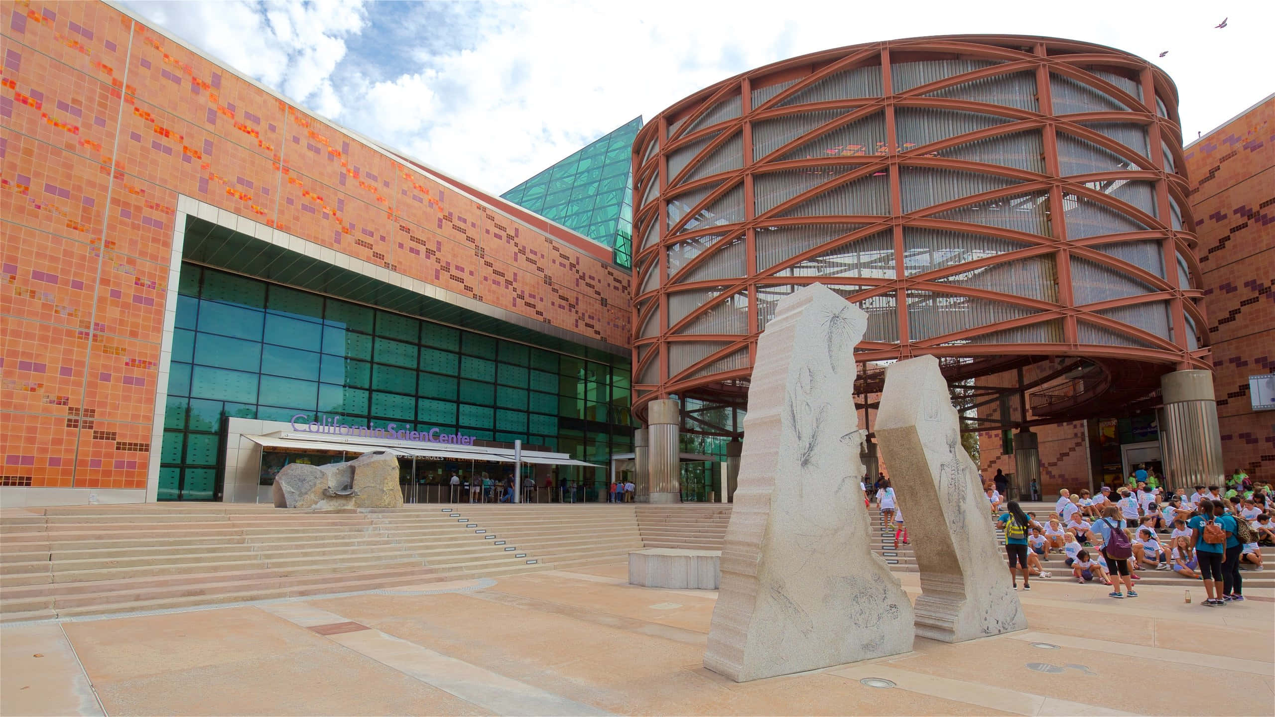 California Science Center, curved copper structure, mosaic brick facade, 2K Desktop Wallpaper
