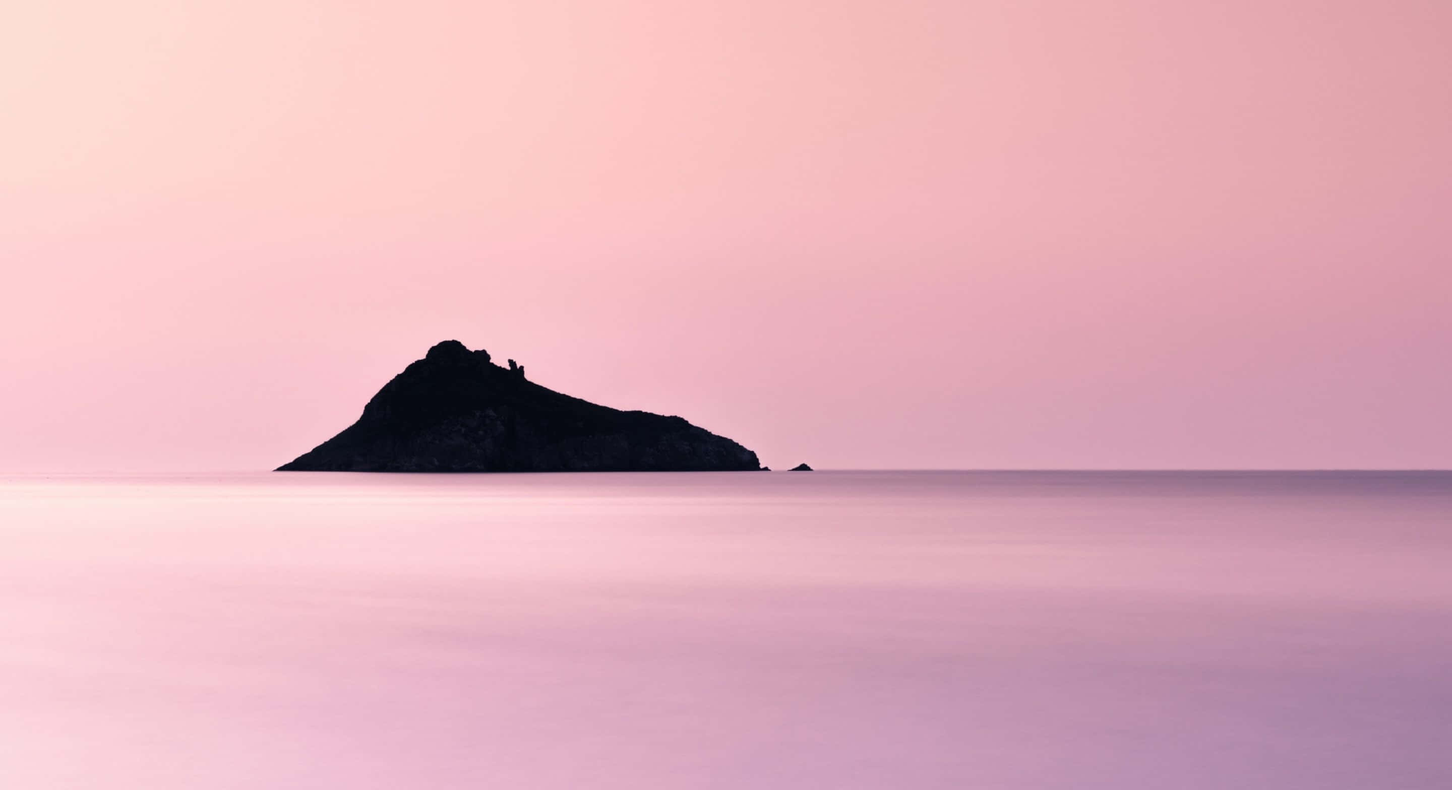 Calm Aesthetic, pink twilight sky, calm water, 2K Desktop Wallpaper