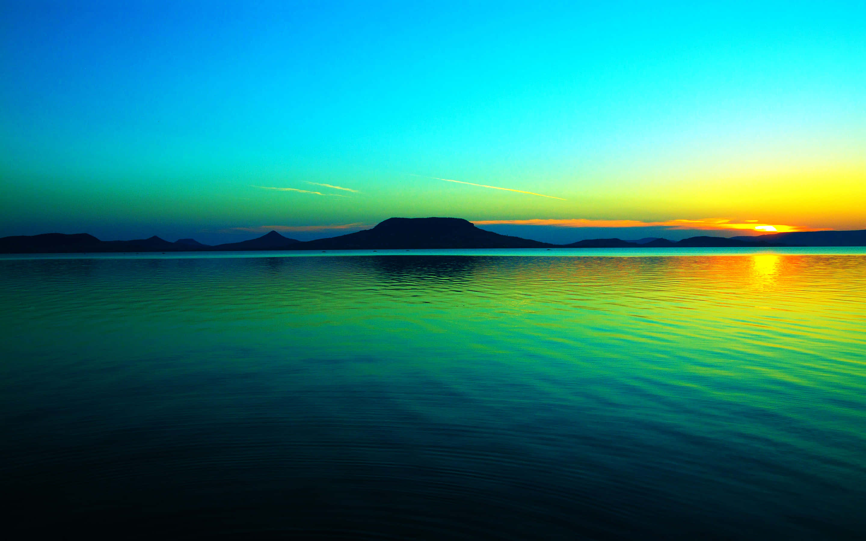 calming desktop, serene sunset, calm water, 2K Desktop Wallpaper