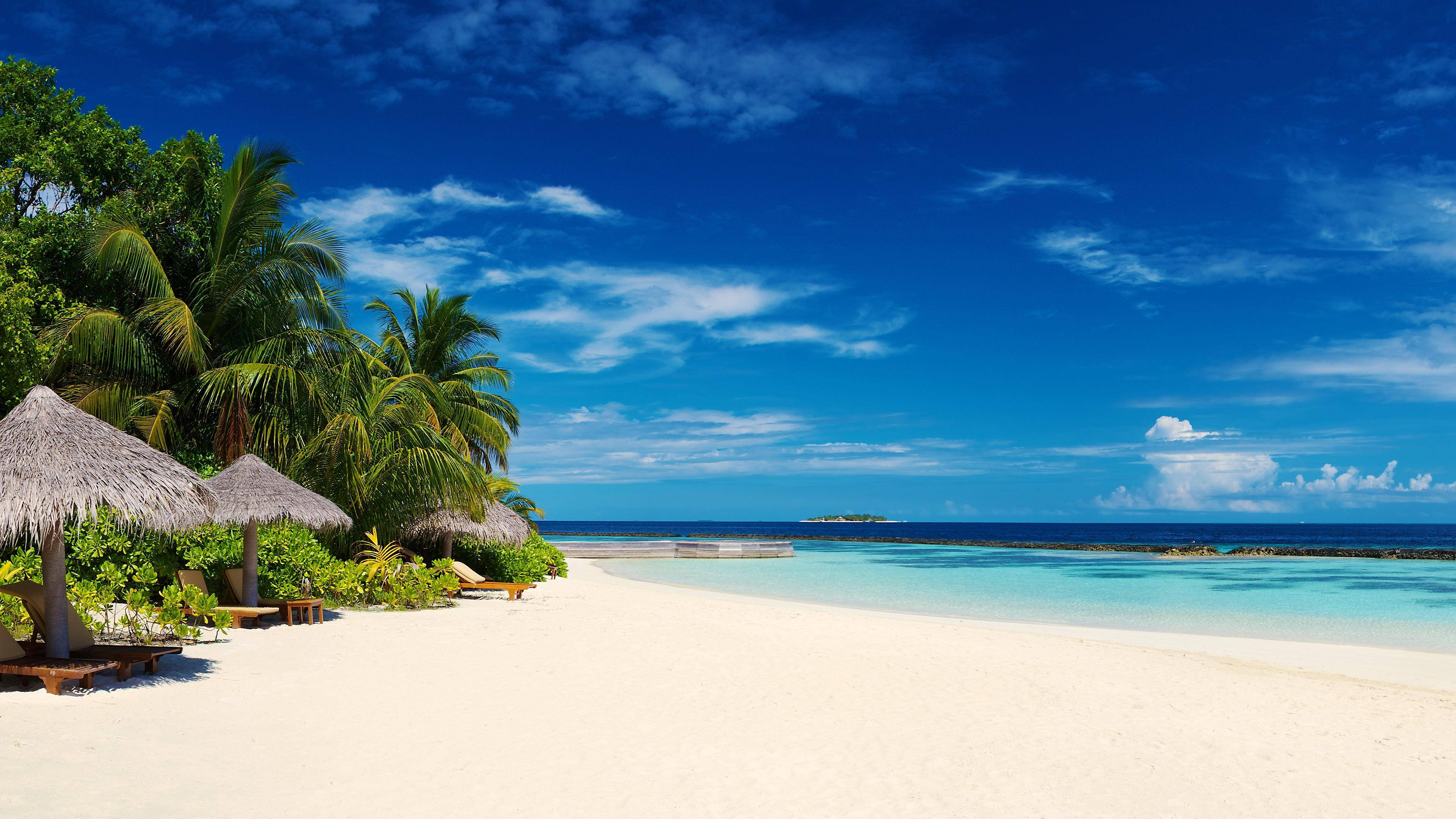 pristine tropical beach, white sand, turquoise water, 4K Desktop Wallpaper