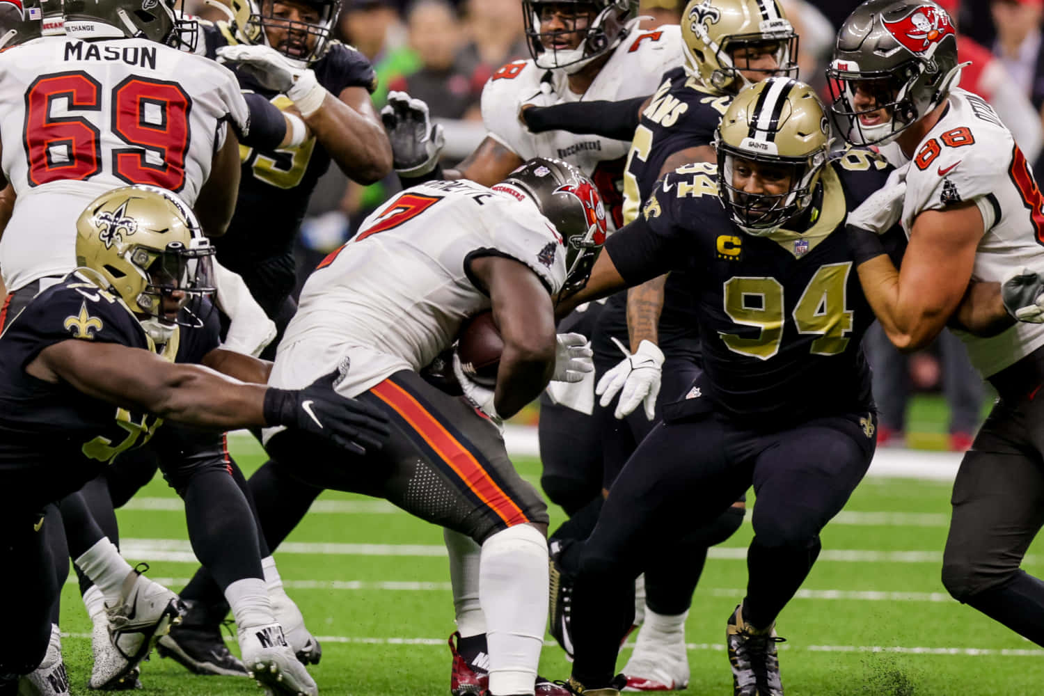 Cameron Jordan, white, black and gold, HD Desktop Wallpaper