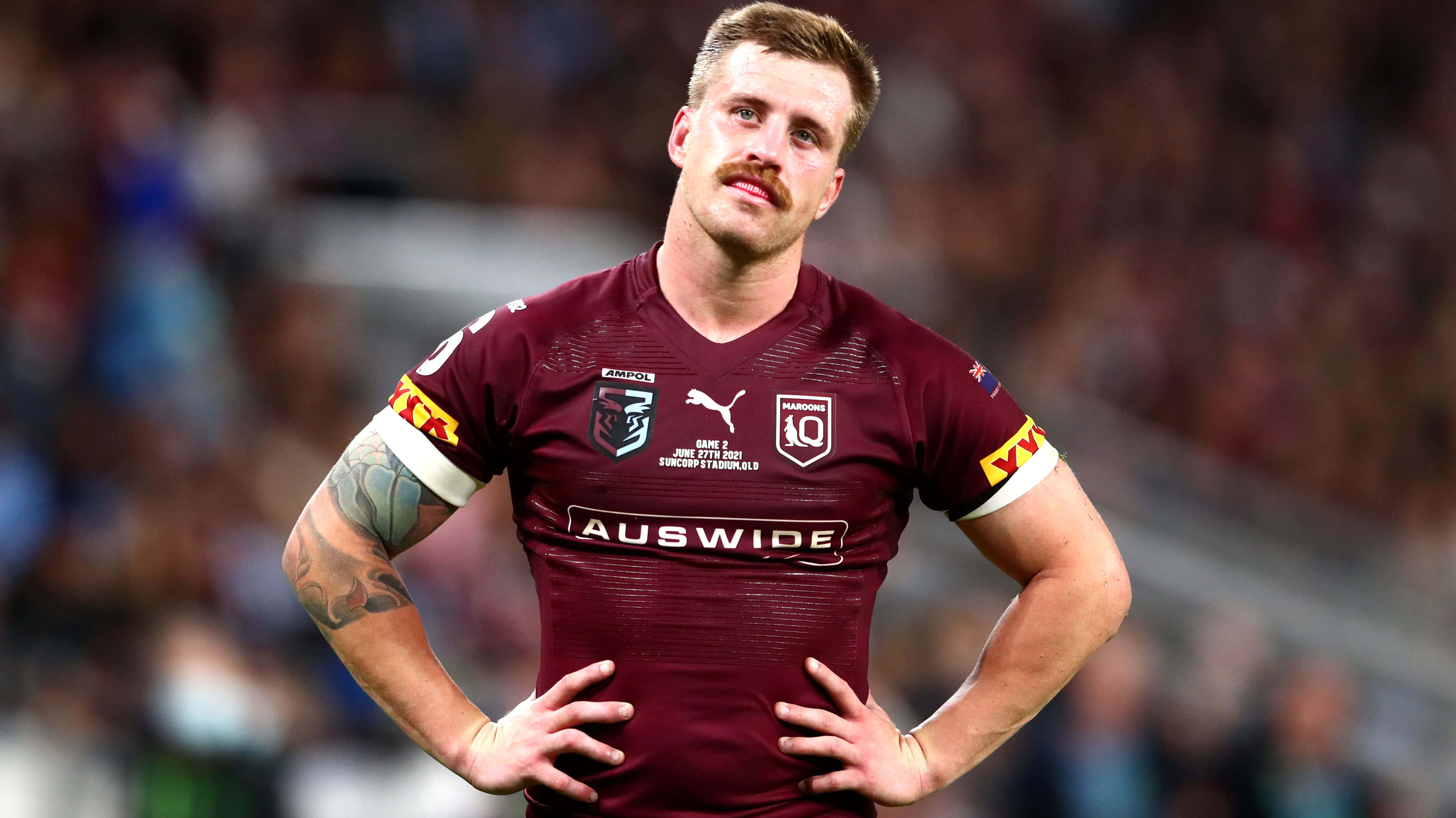 Cameron Munster, maroon jersey, stadium lights, 4K Desktop Wallpaper