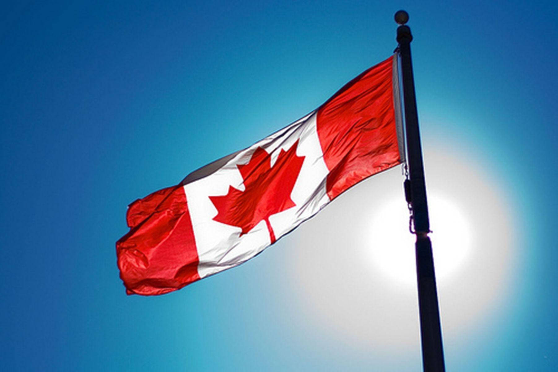 Canada flag, sunlight, clear blue sky, HD Desktop Wallpaper