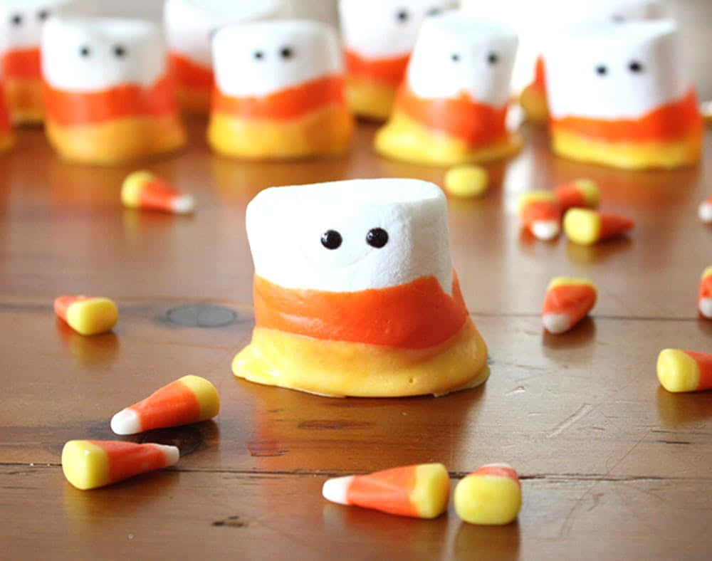 Candy Corn Marshmallow Friends, candy corn stripes, wooden table, SD Desktop Wallpaper