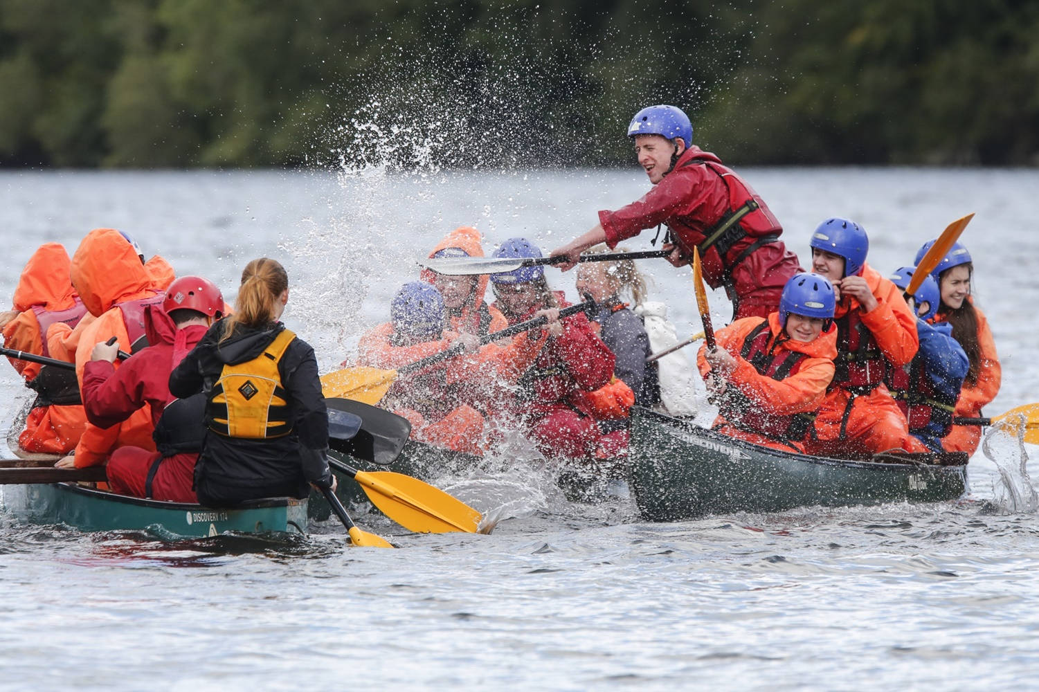 Canoeing, smash, bright orange gear, HD Desktop Wallpaper