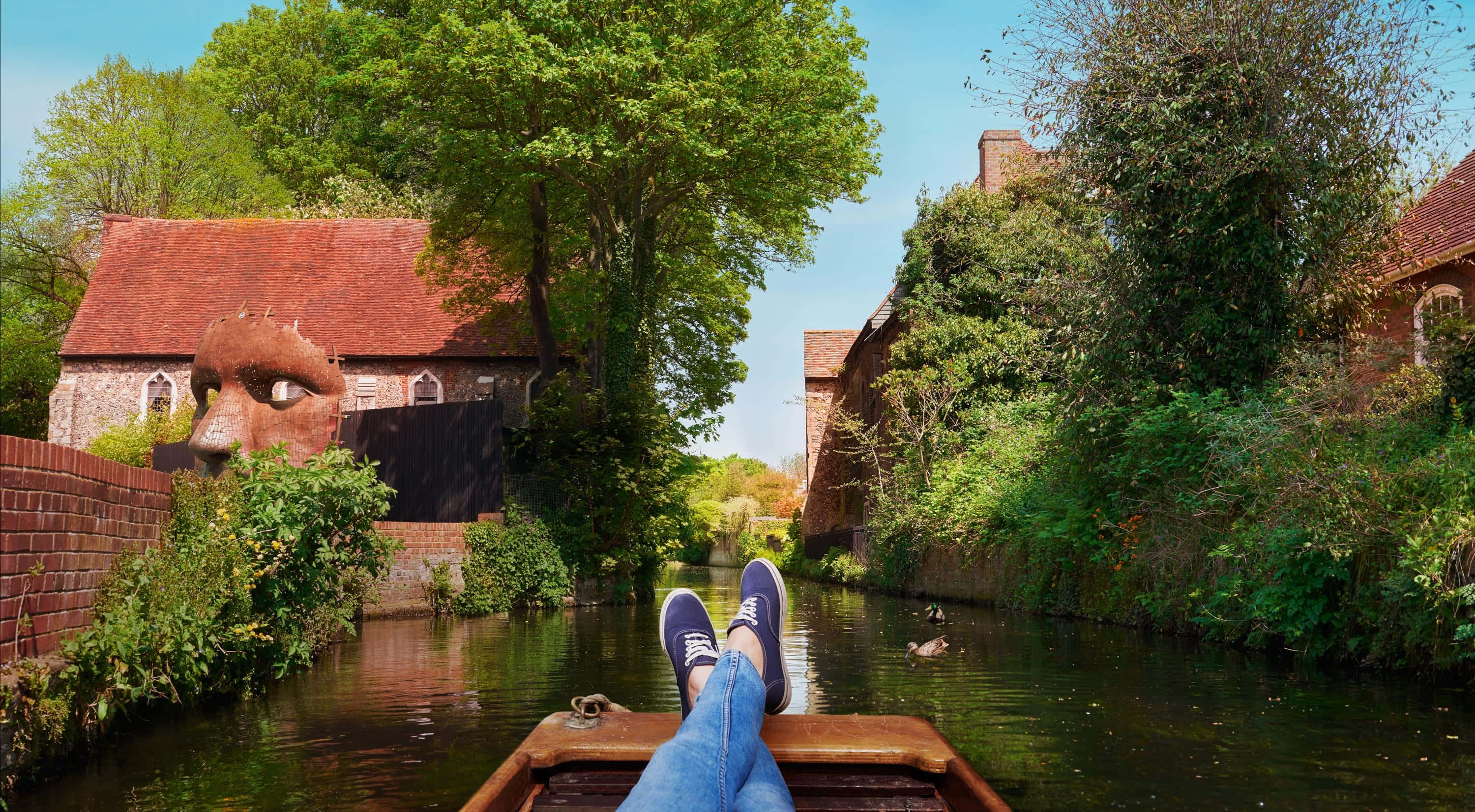 Canterbury, river tour, artistic sculpture, 2K Desktop Wallpaper