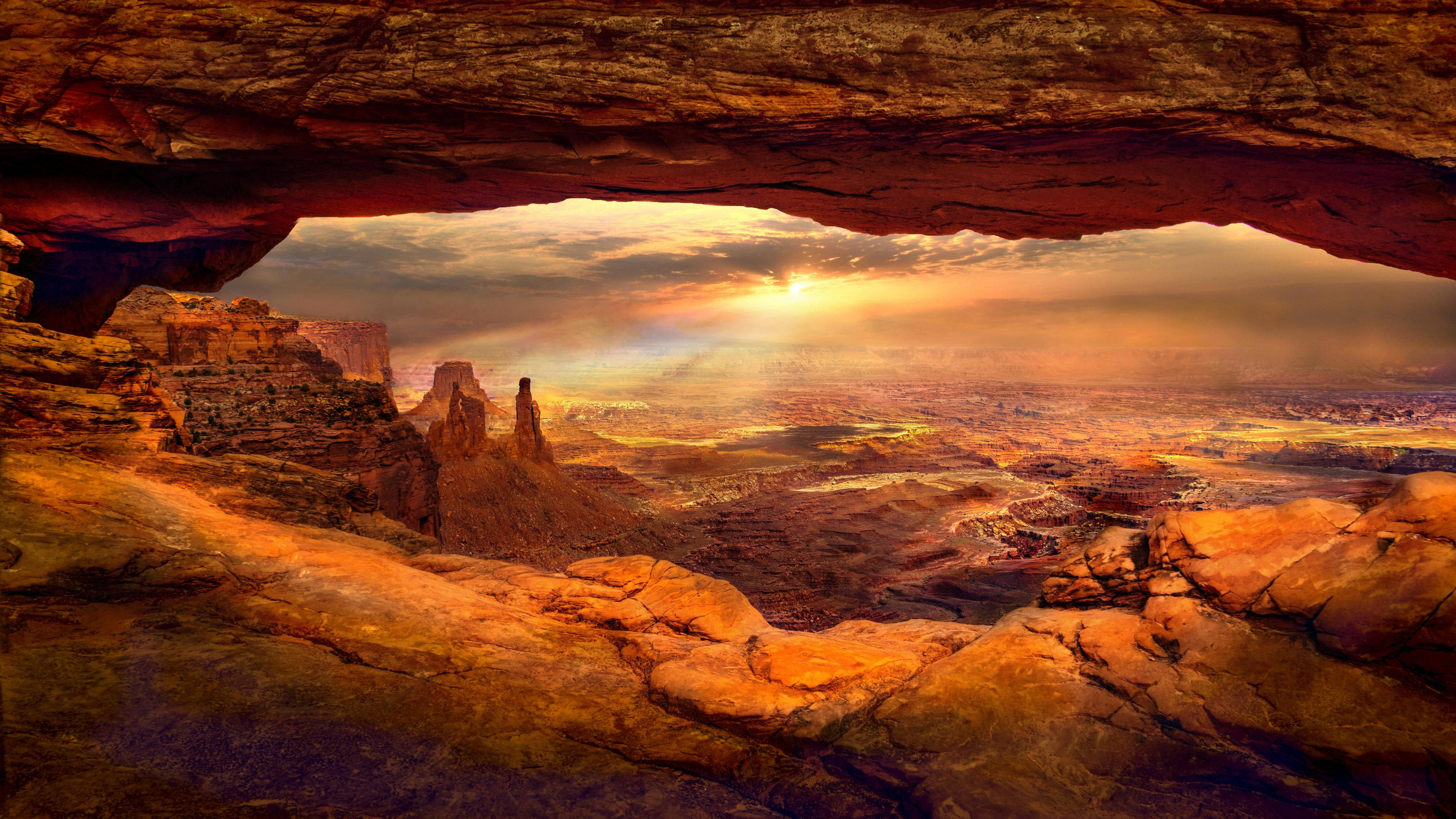Canyonlands National Park, golden sun, natural stone arch, 4K Desktop Wallpaper