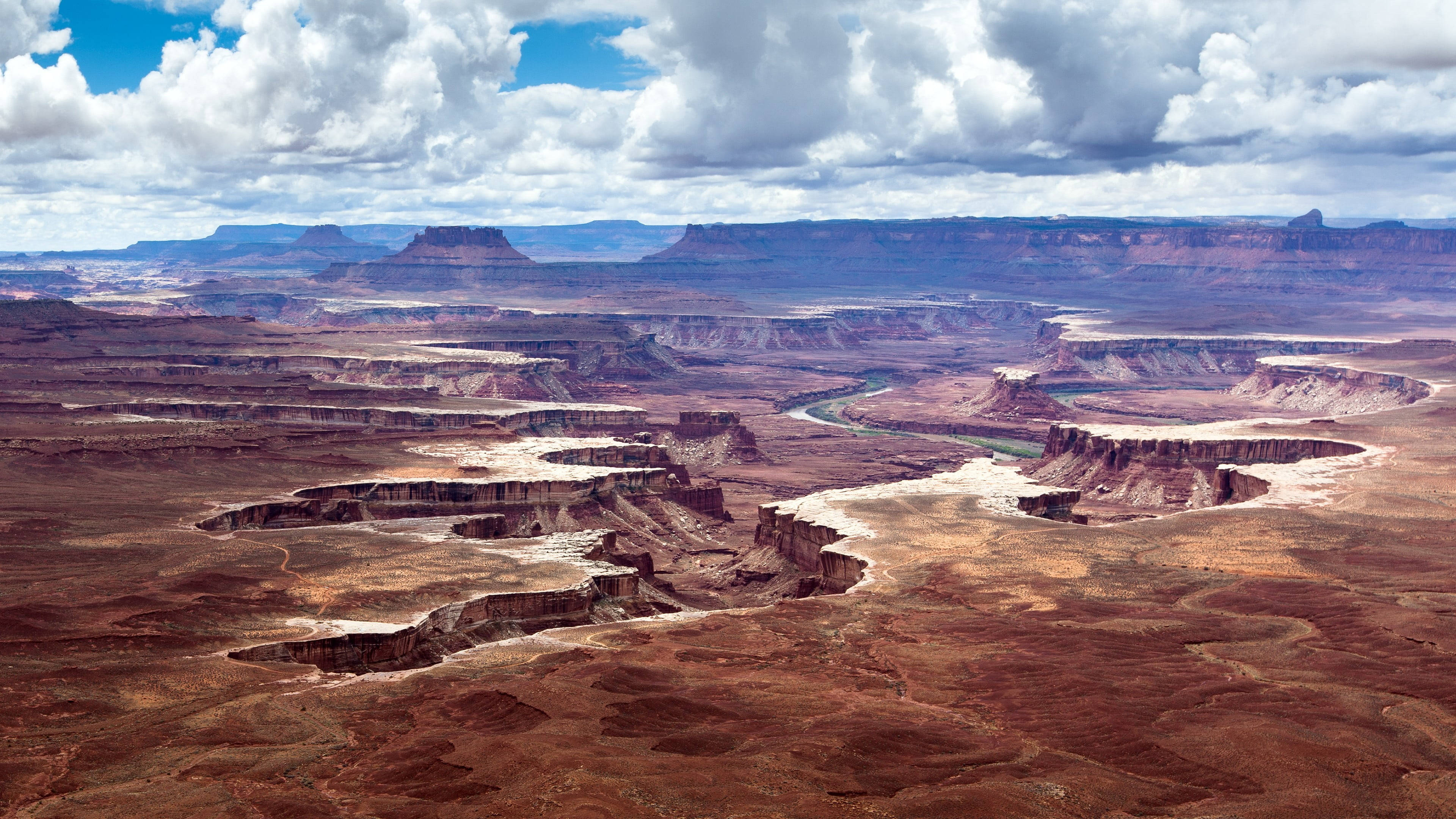 Canyonlands National Park, cloudy sky, vast canyon landscape, 4K Desktop Wallpaper
