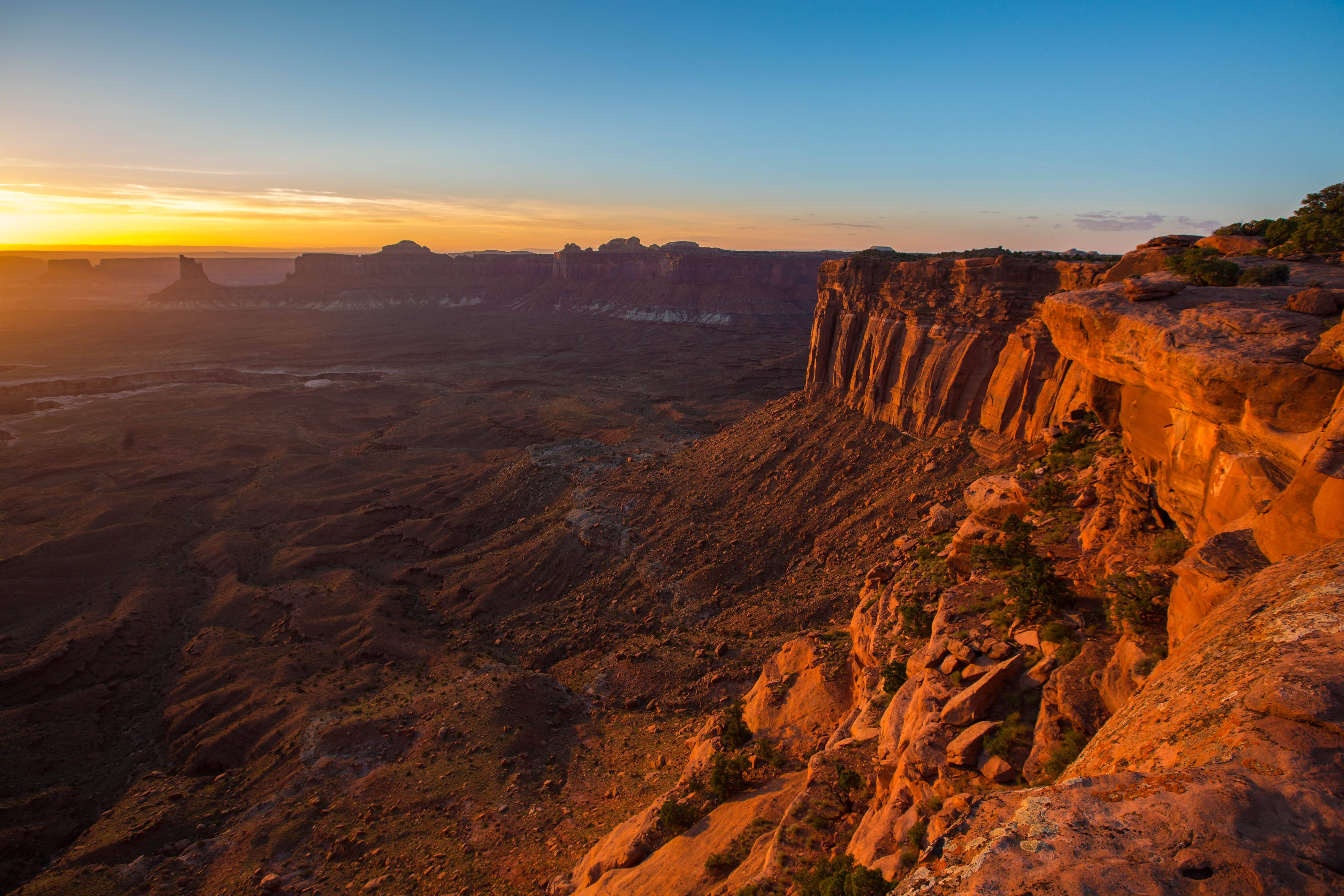 Canyonlands National Park, golden hour, sunset, 5K Desktop Wallpaper