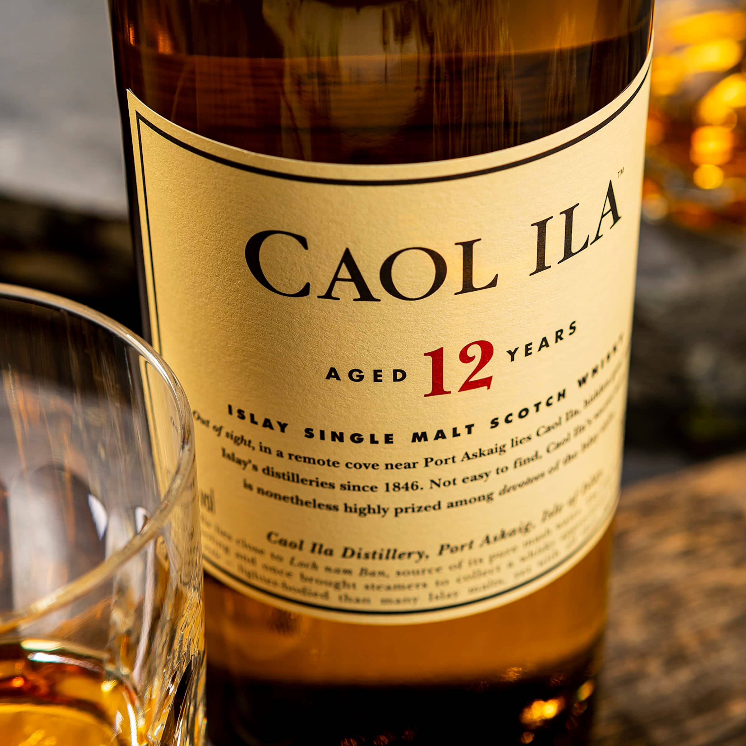 Caol Ila, 12-year-old Islay single malt Scotch, bottle, Full HD Desktop Wallpaper