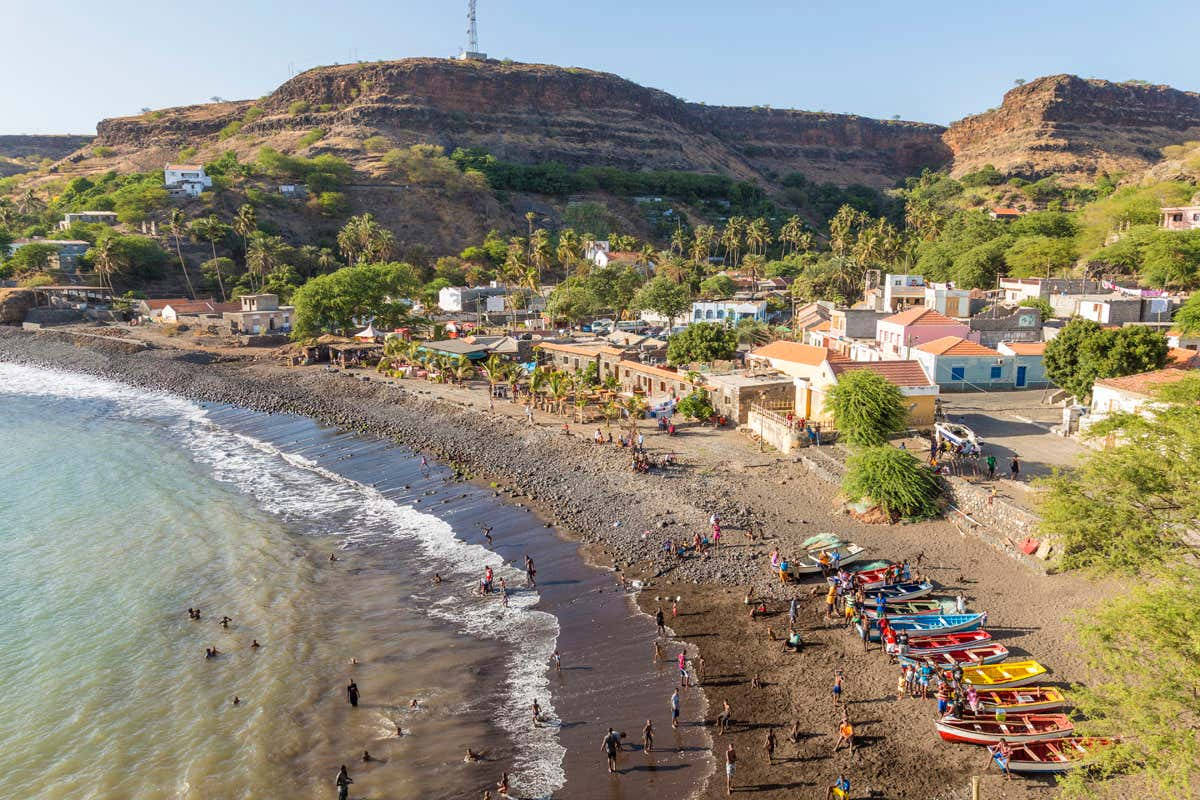 Cape Verde, black sand beach, colorful boats, SD Desktop Wallpaper