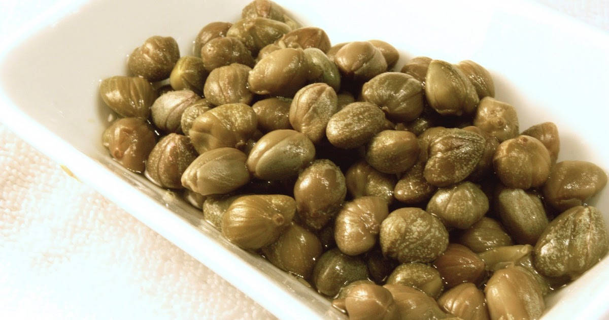 Capers, green capers, white ceramic dish, SD Desktop Wallpaper