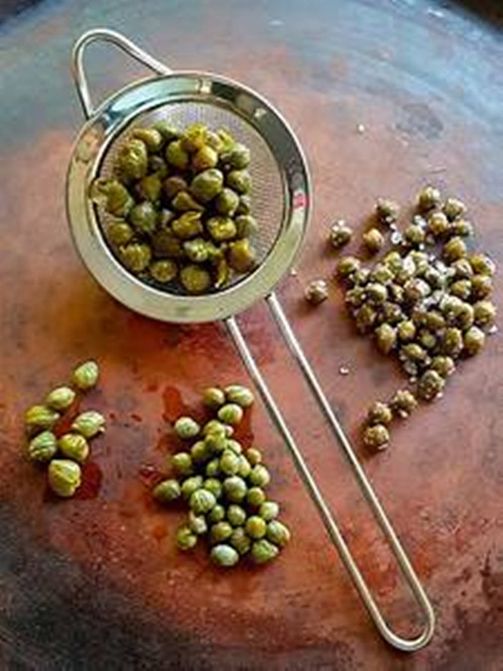 Capers, mini strainer, wood board, HD Phone Wallpaper